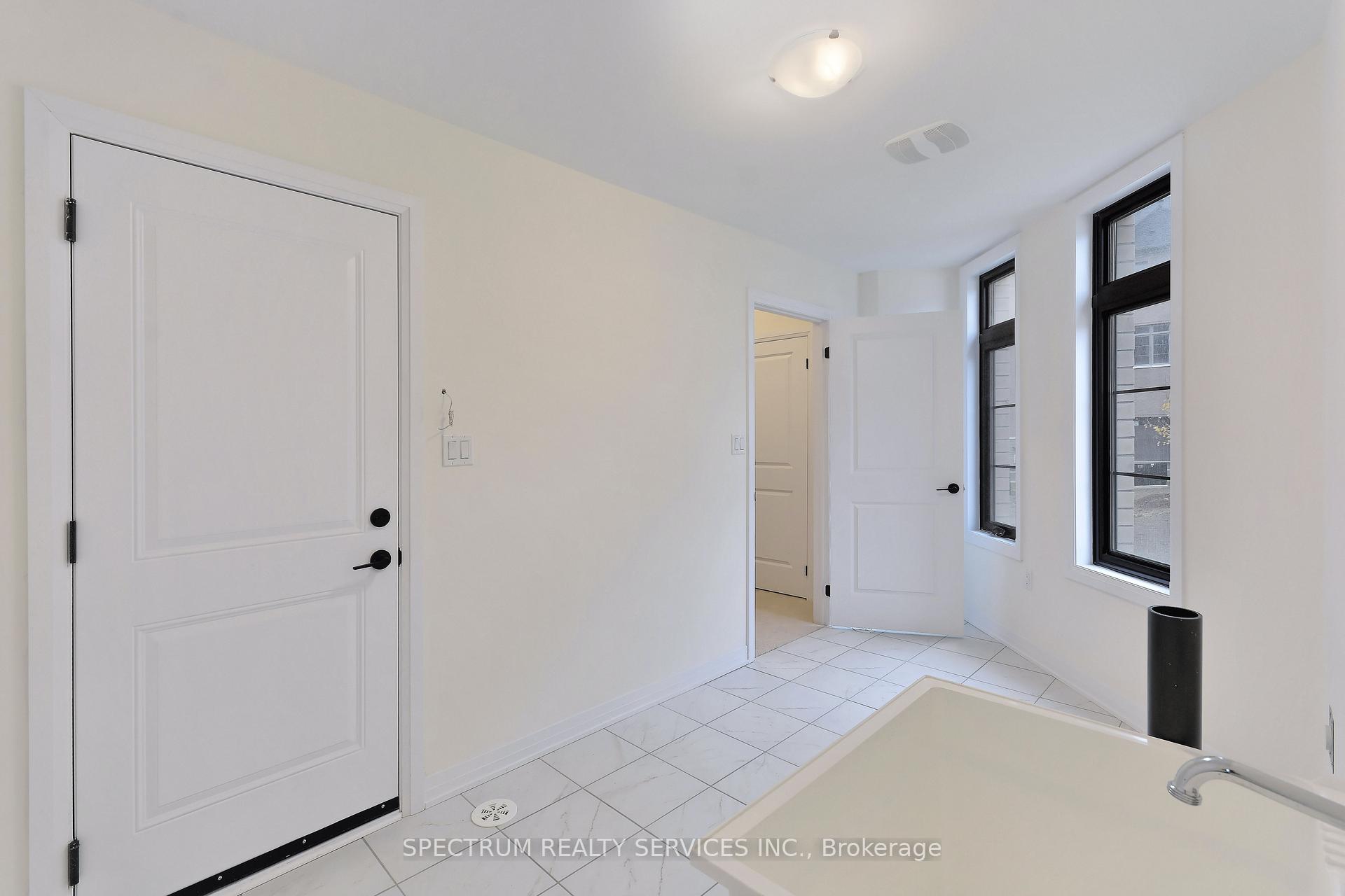 Photo 44 of 155 De La Roche Drive, Vaughan, Vellore Village — HOMEH