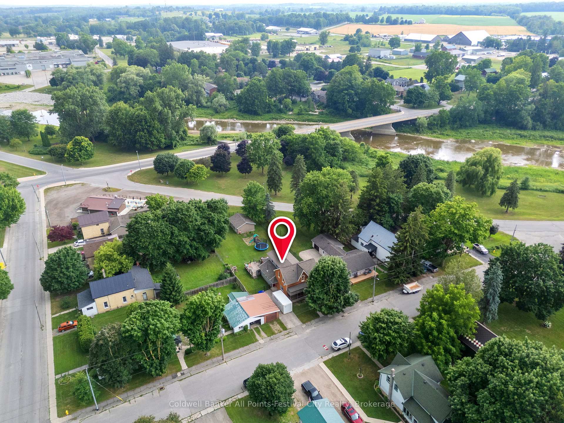 Photo 2 of 514 Alice Street, North Huron, Wingham — HOMEH