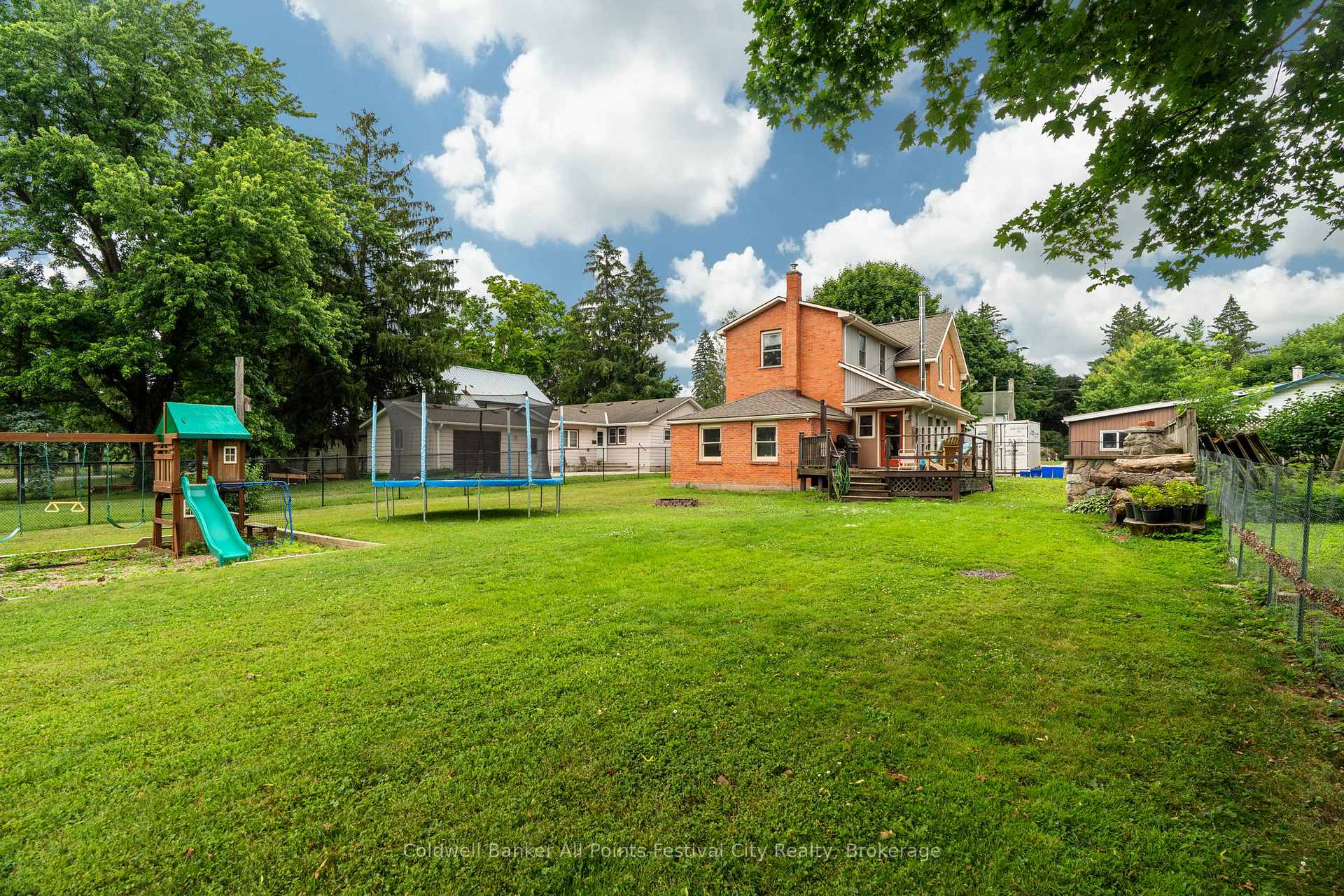 Photo 27 of 514 Alice Street, North Huron, Wingham — HOMEH