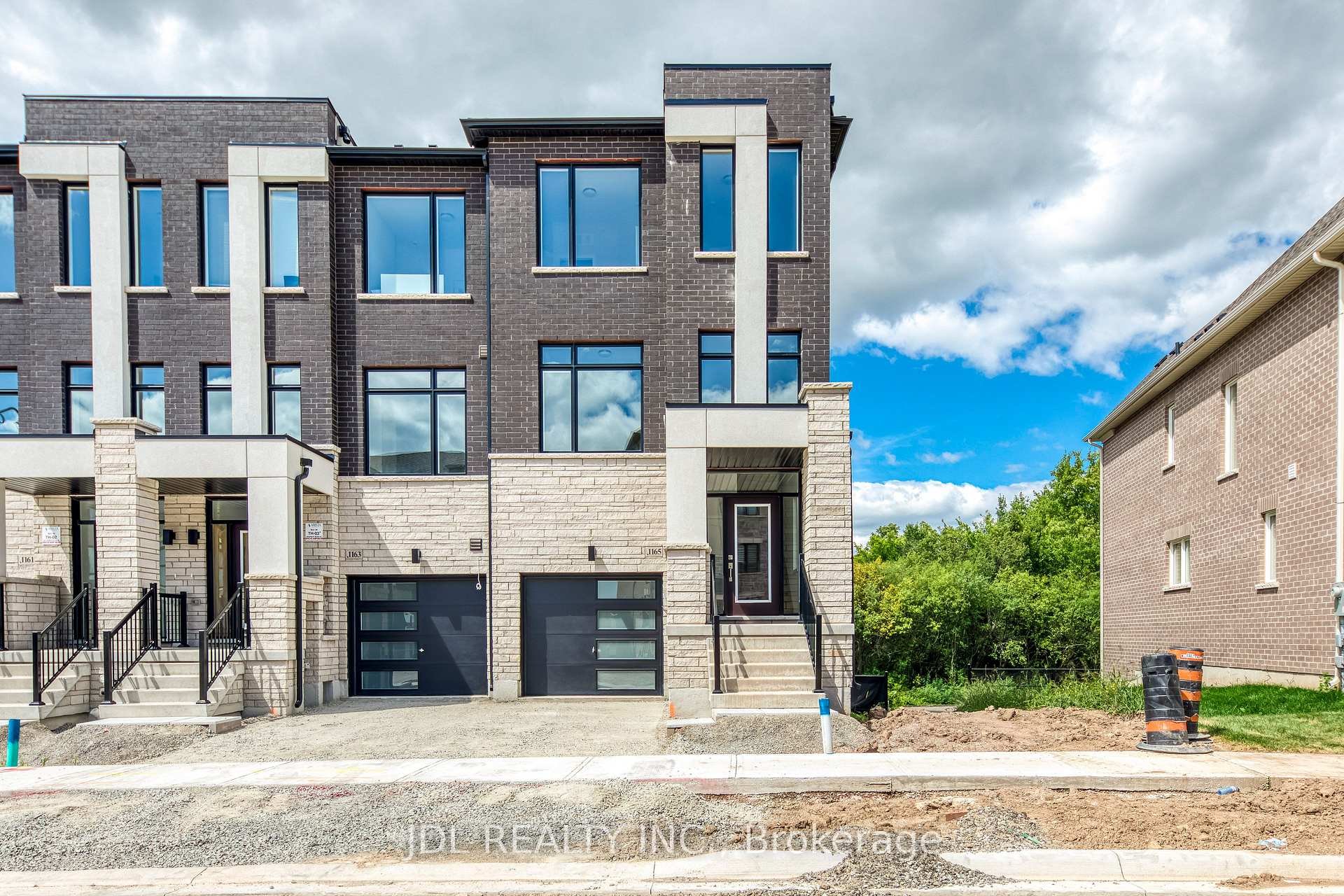 Photo 1 of 1165 wheat boom Drive, Oakville, Joshua Meadows — HOMEH