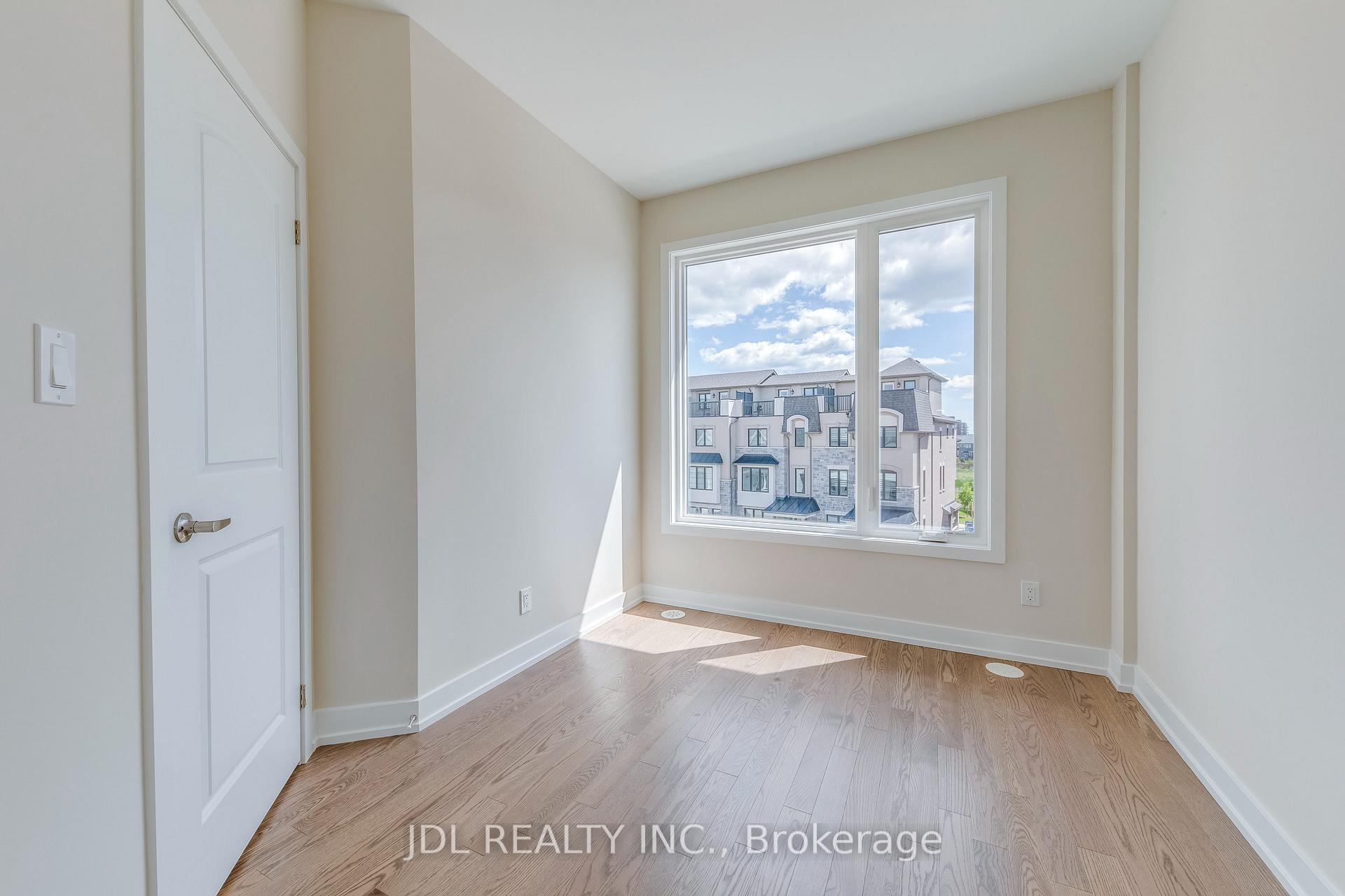 Photo 23 of 1165 wheat boom Drive, Oakville, Joshua Meadows — HOMEH