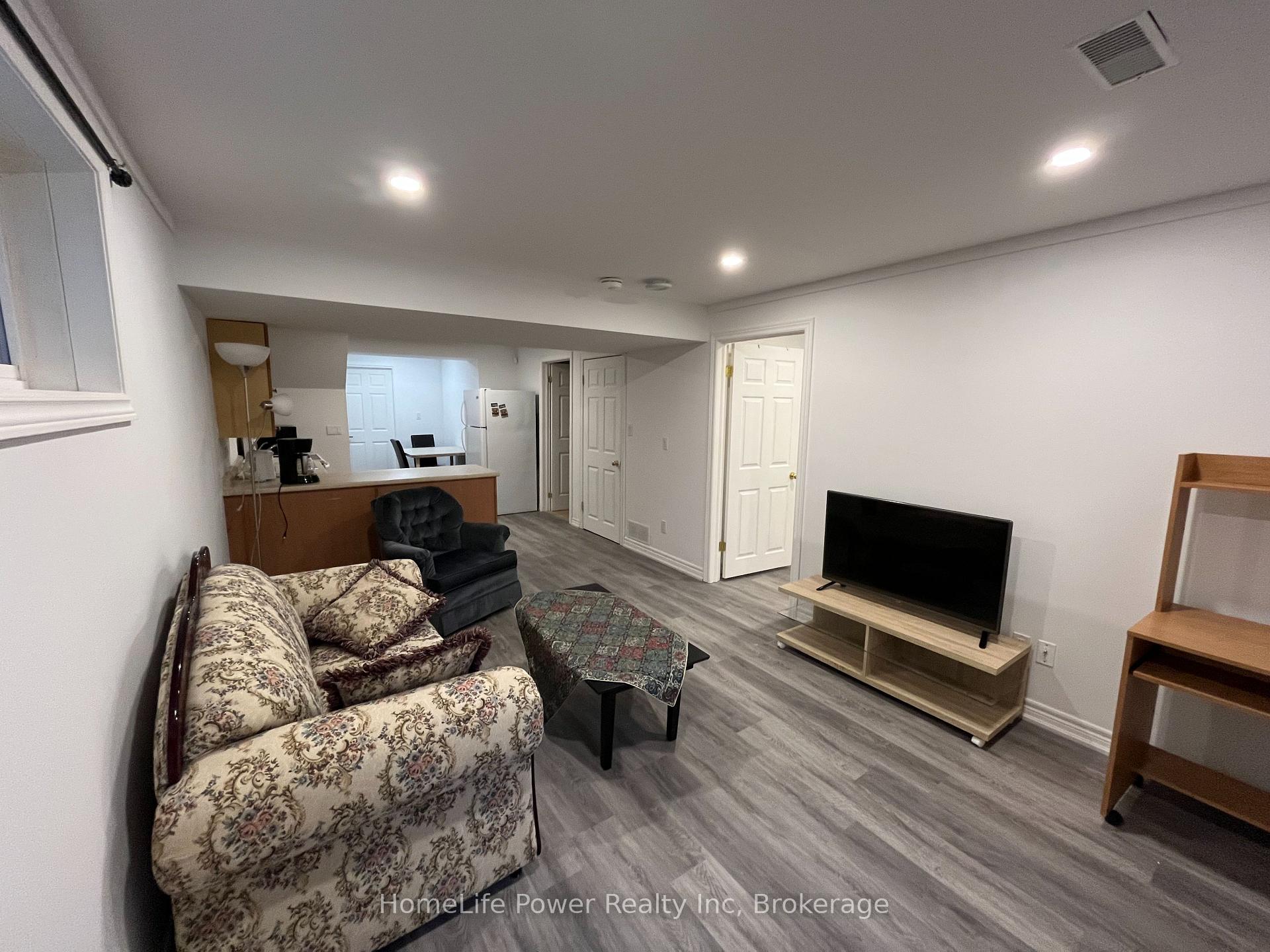 Photo 1 of 15 Porter Drive, Guelph, Pineridge/Westminster Woods — HOMEH