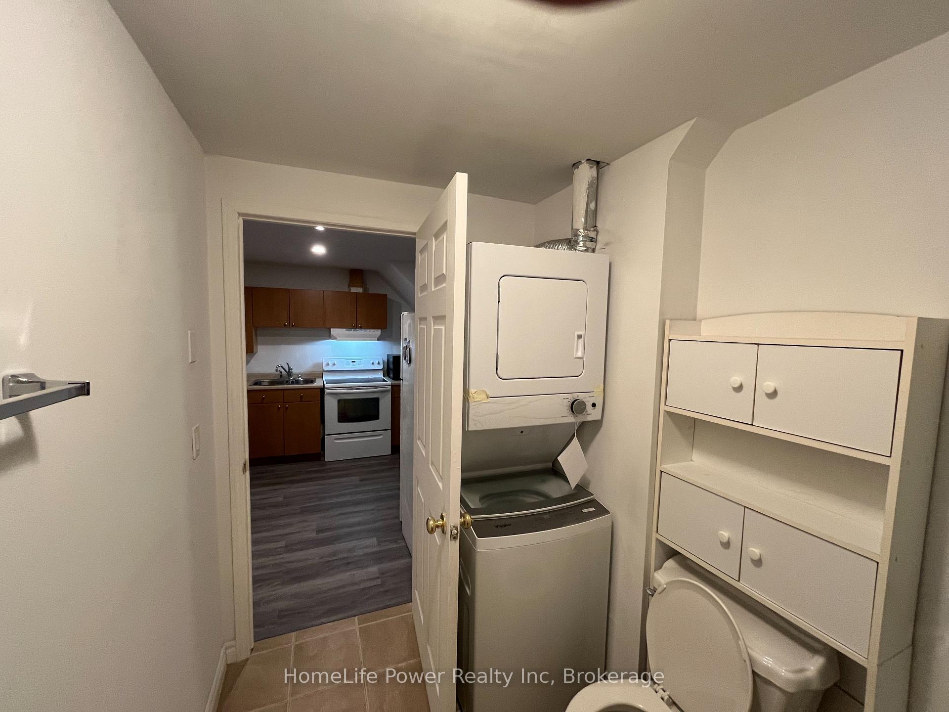 Photo 3 of 15 Porter Drive, Guelph, Pineridge/Westminster Woods — HOMEH