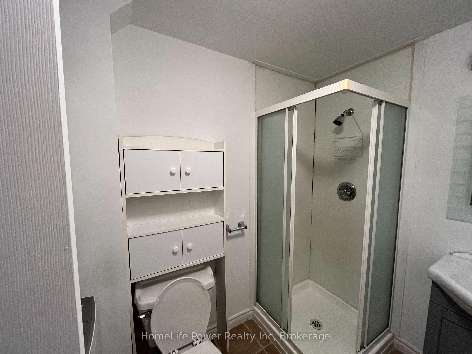 Photo 6 of 15 Porter Drive, Guelph, Pineridge/Westminster Woods — HOMEH