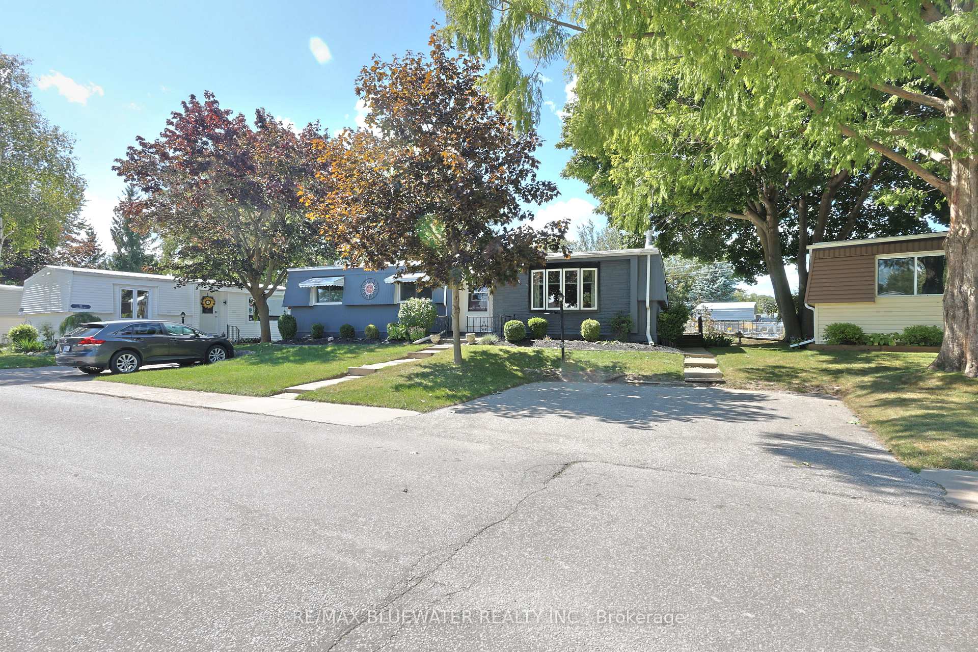 Photo 7 of 182 Pebble Beach Parkway, South Huron, Stephen — HOMEH