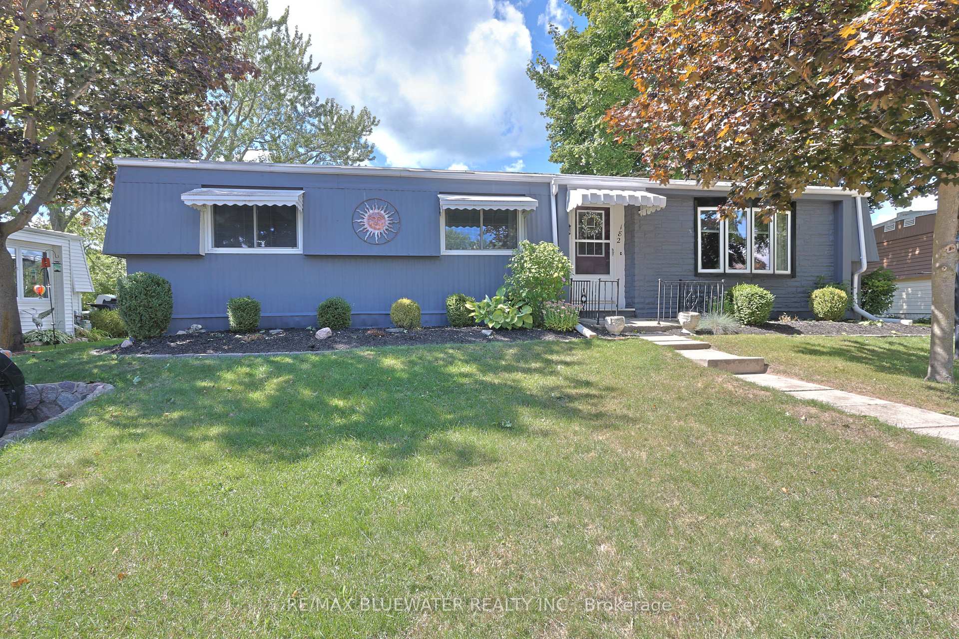 Photo 23 of 182 Pebble Beach Parkway, South Huron, Stephen — HOMEH