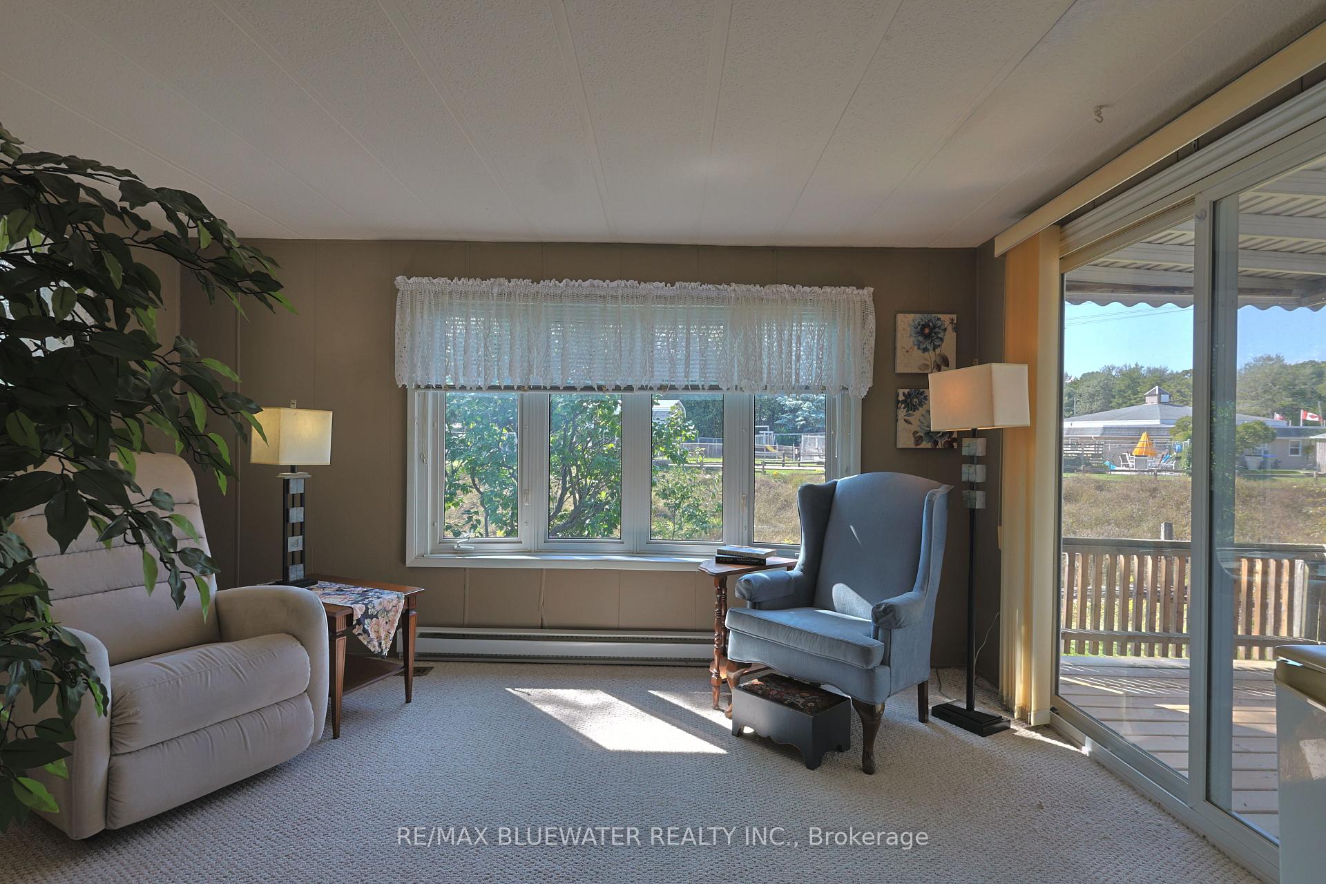 Photo 28 of 182 Pebble Beach Parkway, South Huron, Stephen — HOMEH