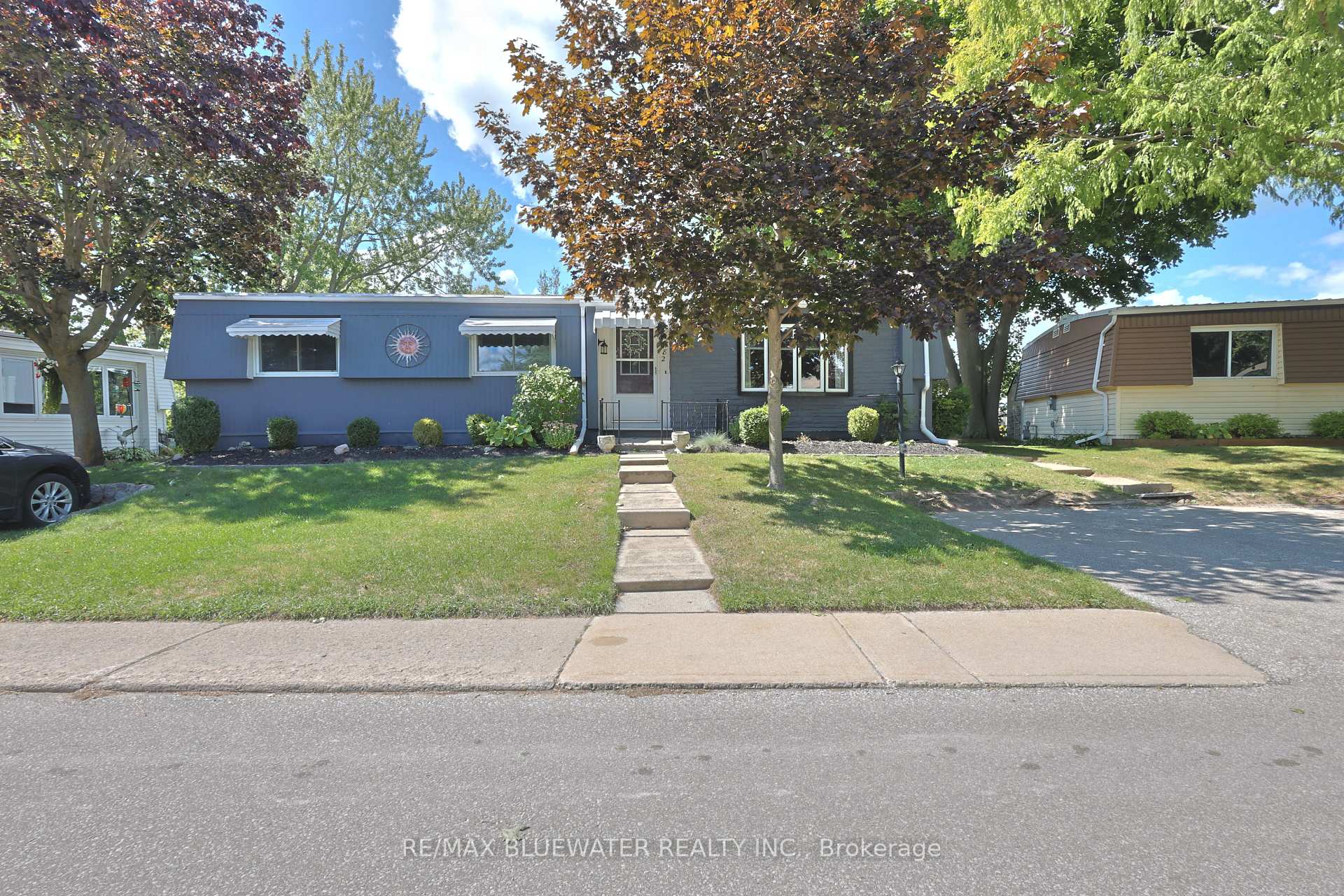 Photo 39 of 182 Pebble Beach Parkway, South Huron, Stephen — HOMEH