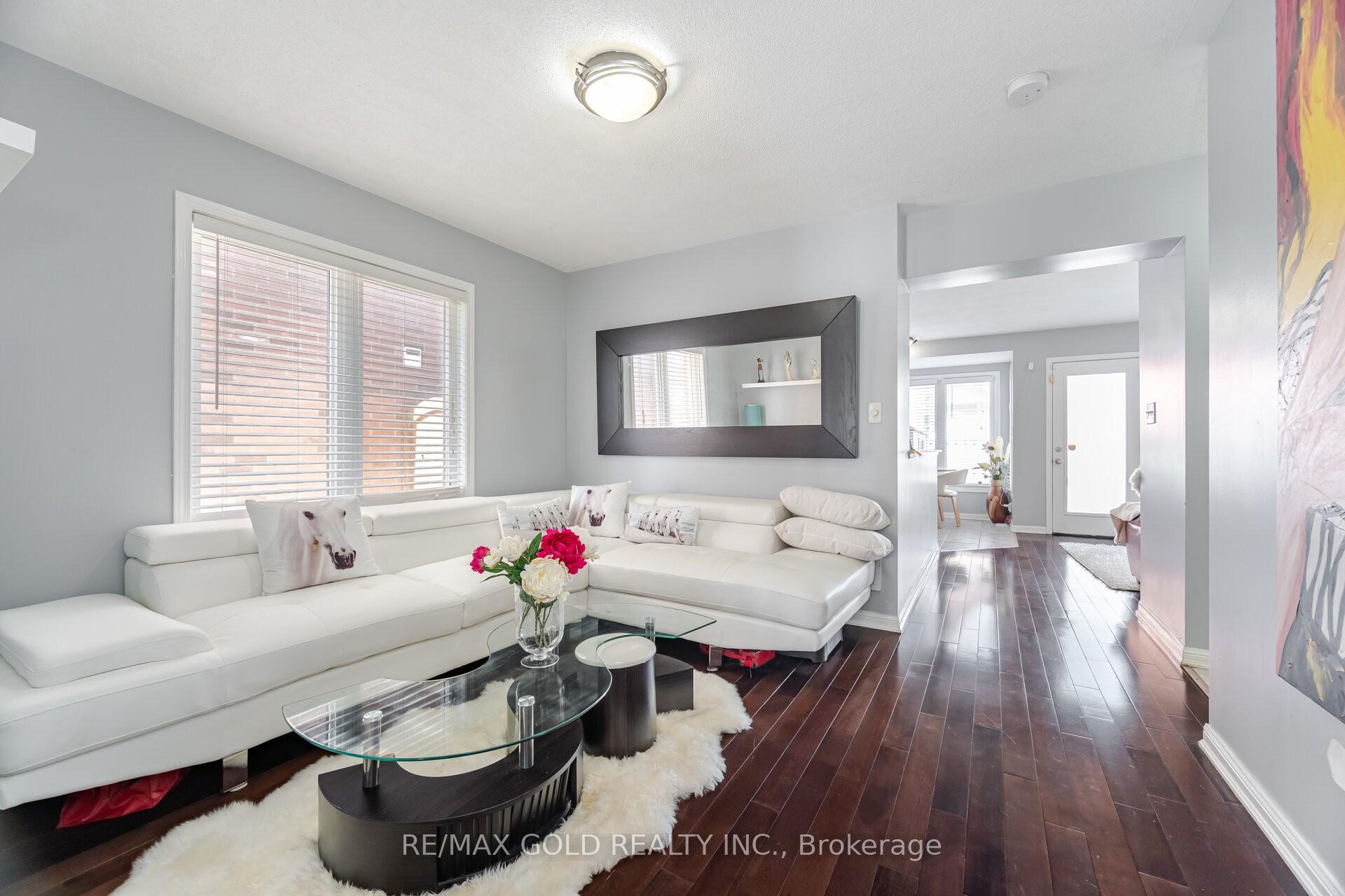 Photo 6 of 8 Caliper Drive, Brampton, Bram East — HOMEH