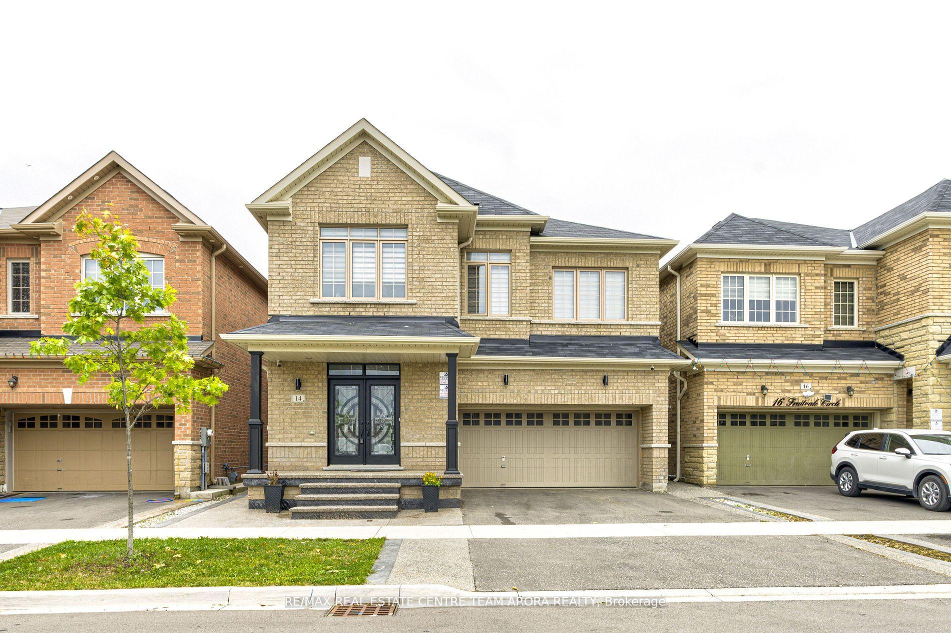 Photo 3 of 14 Fruitvale Circle, Brampton, Northwest Brampton — HOMEH