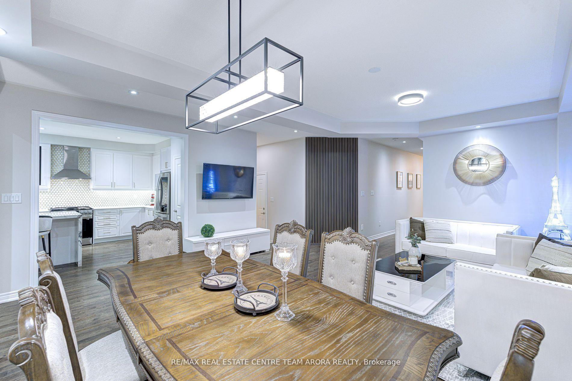 Photo 7 of 14 Fruitvale Circle, Brampton, Northwest Brampton — HOMEH