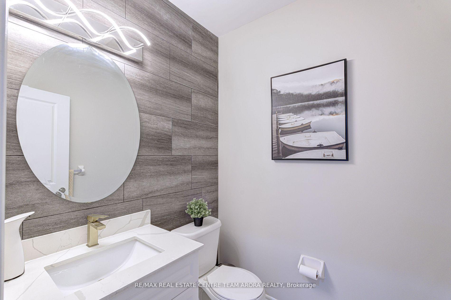 Photo 12 of 14 Fruitvale Circle, Brampton, Northwest Brampton — HOMEH