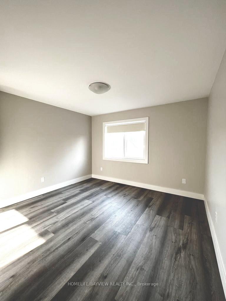 Photo 15 of Unit Main & 2nd, 162 Penetanguishene Road, Barrie, Grove East — HOMEH