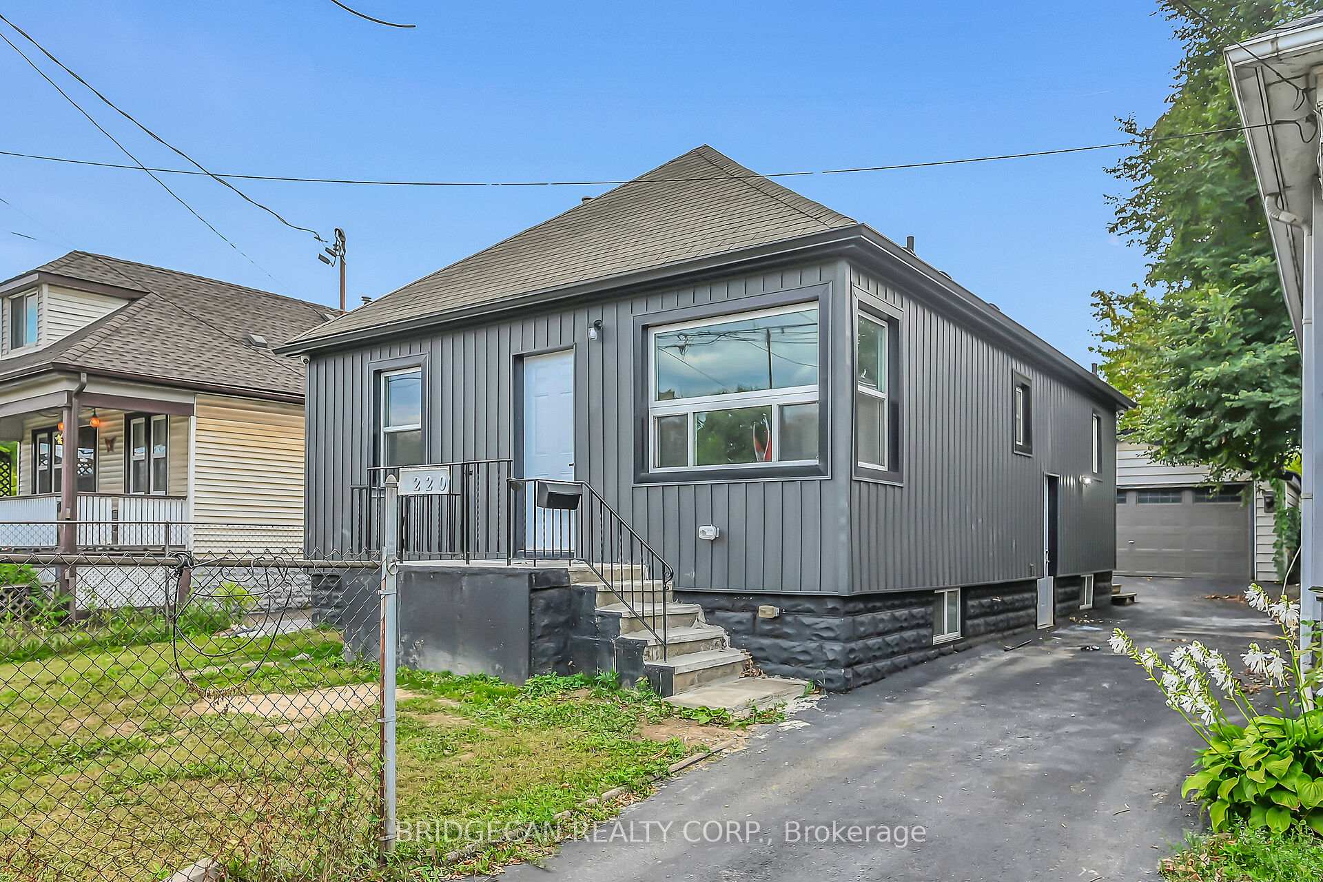 Photo 5 of 220 Grenffel Street, Hamilton, Crown Point — HOMEH