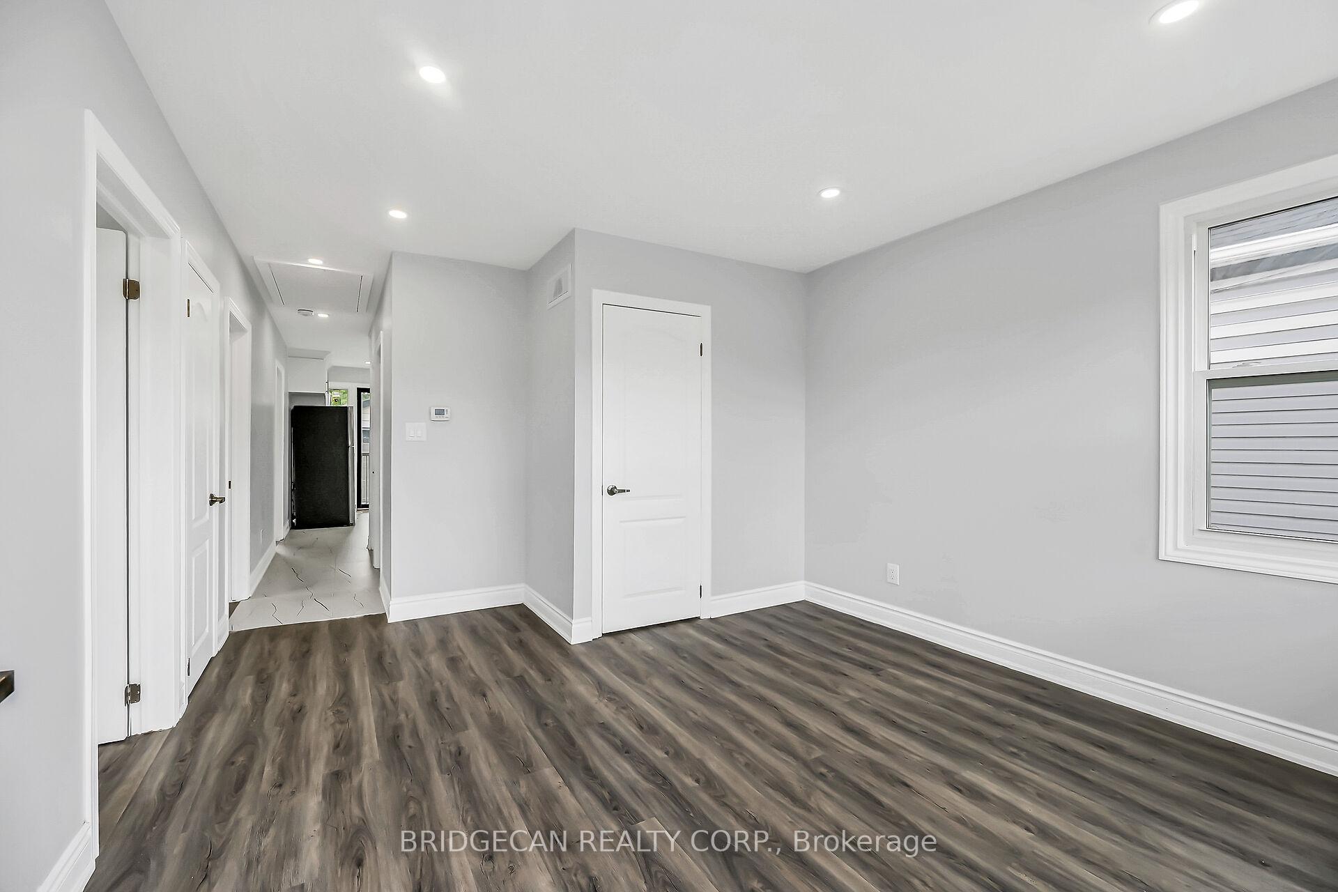 Photo 10 of 220 Grenffel Street, Hamilton, Crown Point — HOMEH