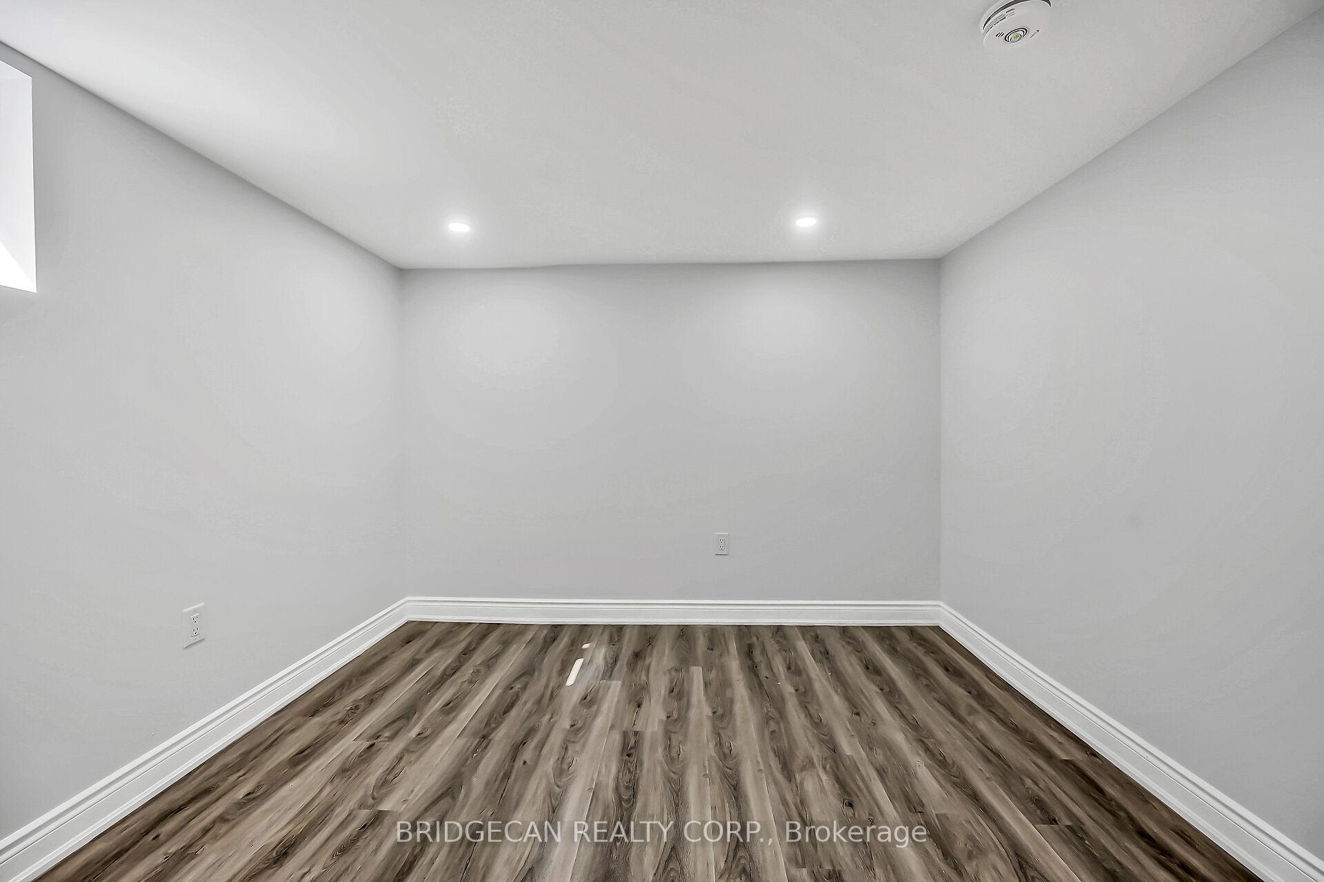 Photo 32 of 220 Grenffel Street, Hamilton, Crown Point — HOMEH