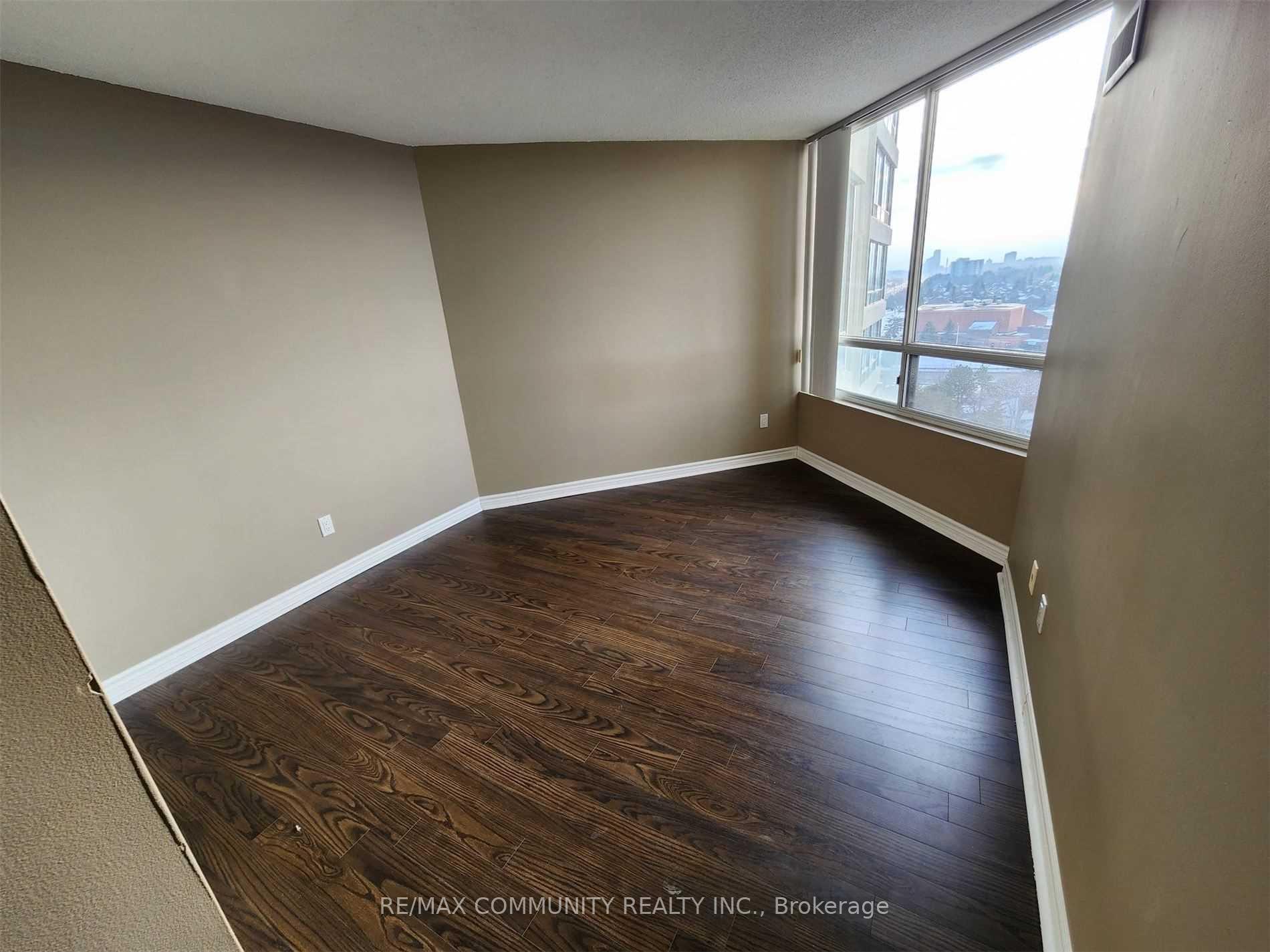 Photo 15 of Unit 1405, 26 Hanover Road, Brampton, Queen Street Corridor — HOMEH