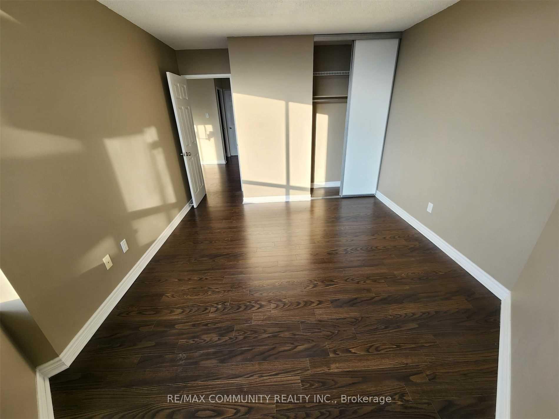 Photo 10 of Unit 1405, 26 Hanover Road, Brampton, Queen Street Corridor — HOMEH