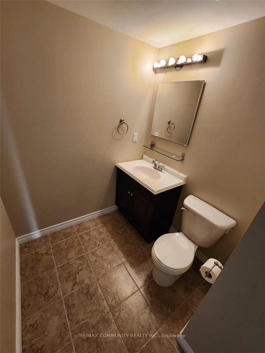 Photo 2 of Unit 1405, 26 Hanover Road, Brampton, Queen Street Corridor — HOMEH