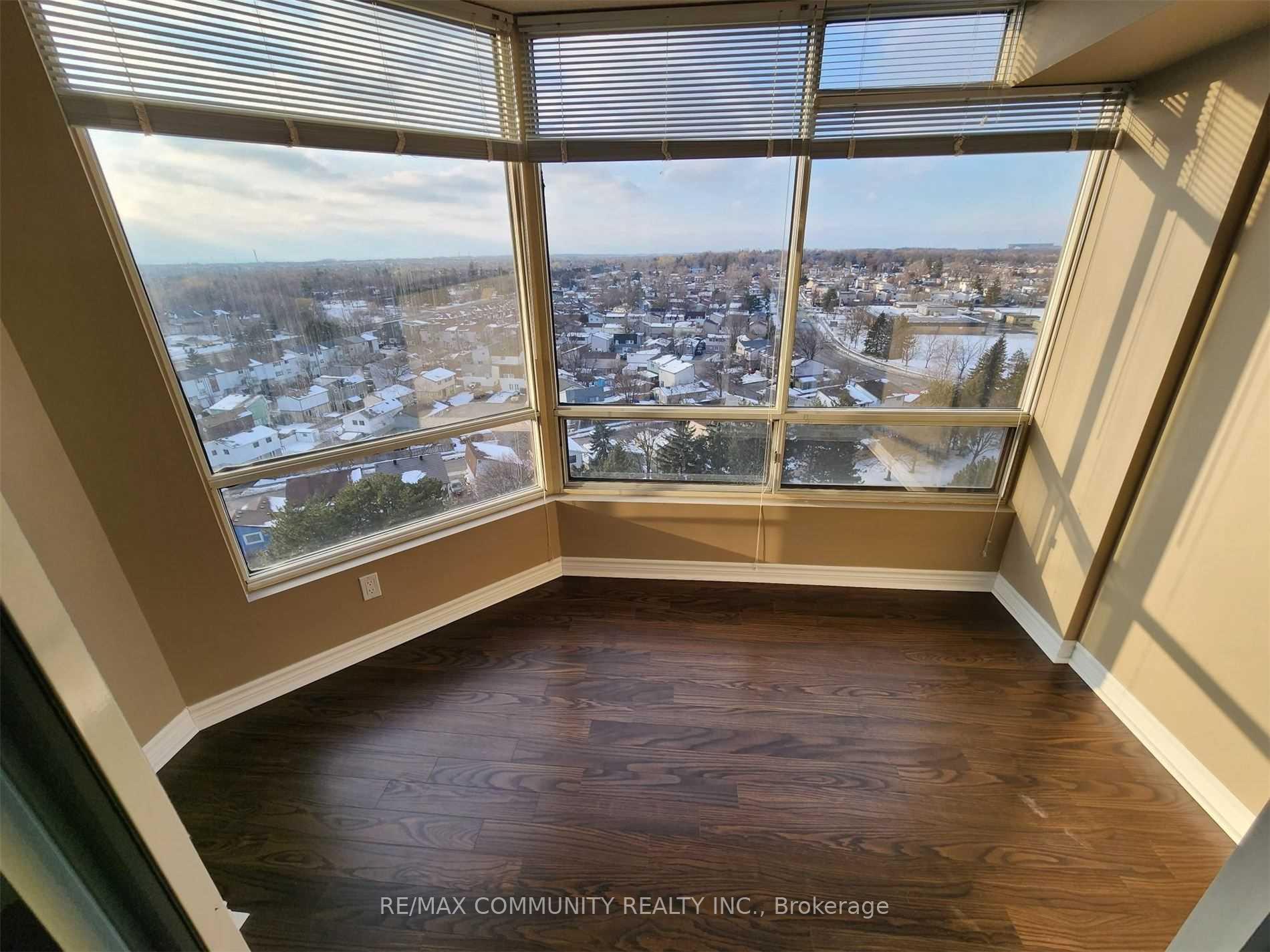 Photo 17 of Unit 1405, 26 Hanover Road, Brampton, Queen Street Corridor — HOMEH
