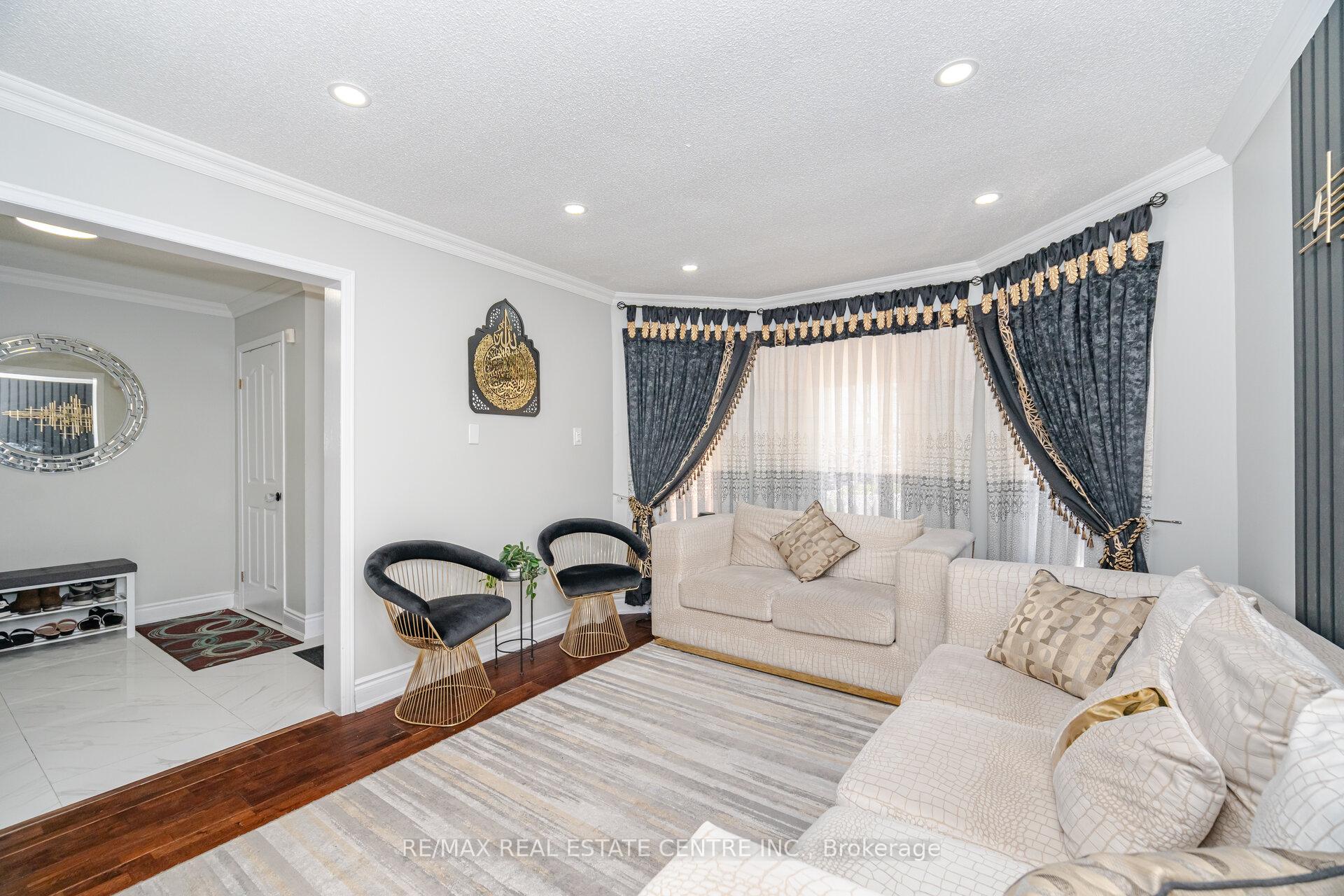 Photo 4 of 20 St Mark Place, Brampton, Northwood Park — HOMEH