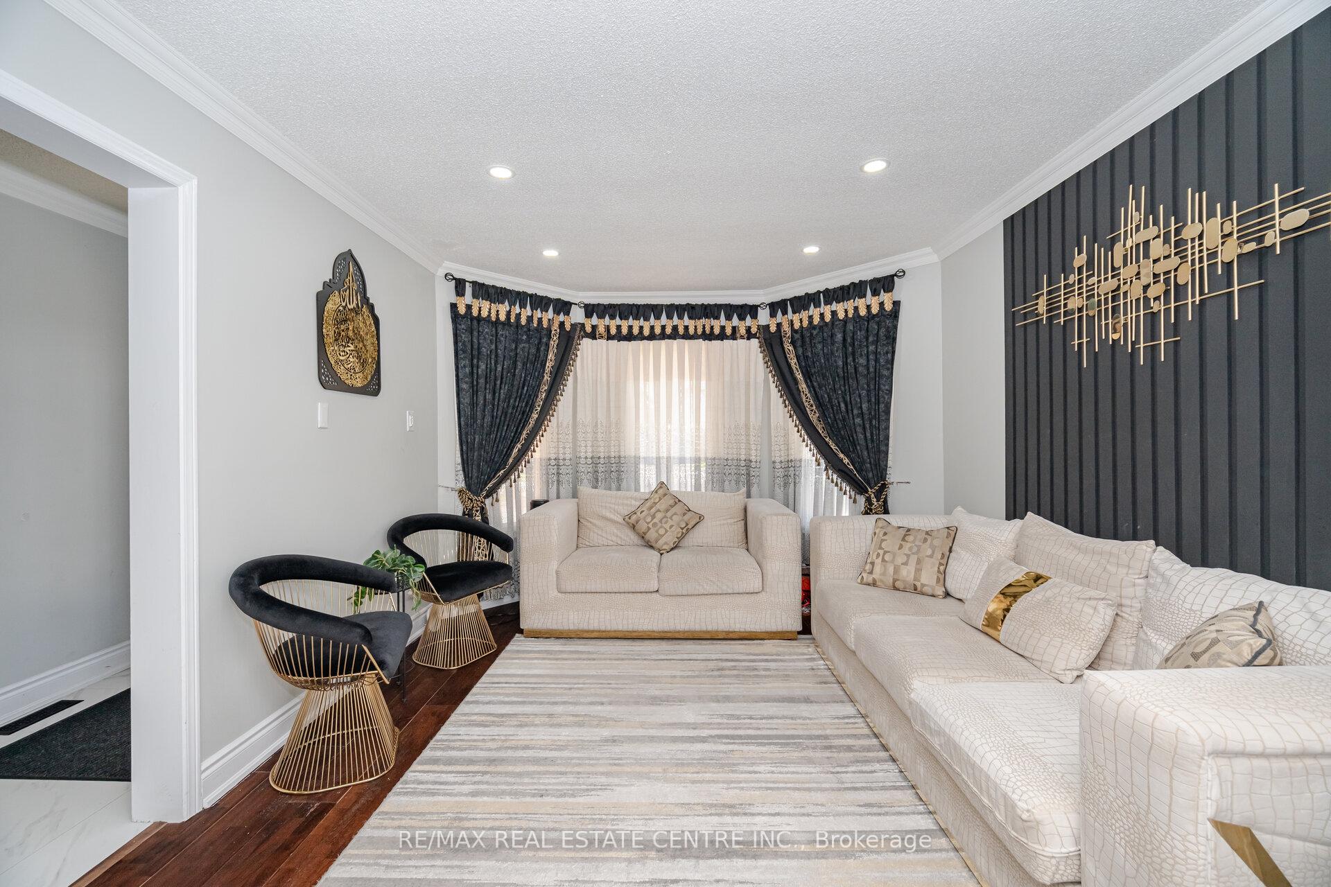 Photo 10 of 20 St Mark Place, Brampton, Northwood Park — HOMEH