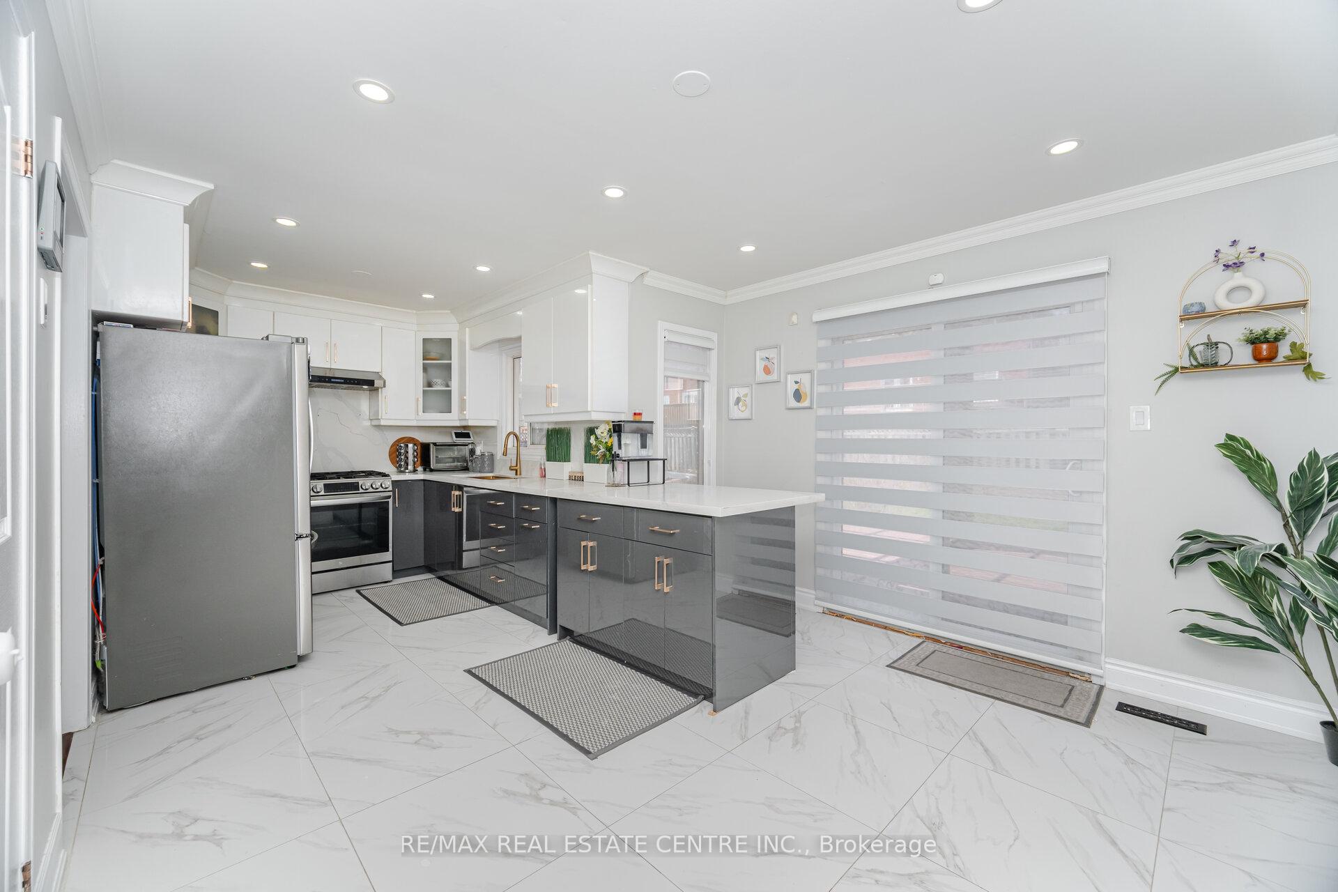Photo 19 of 20 St Mark Place, Brampton, Northwood Park — HOMEH