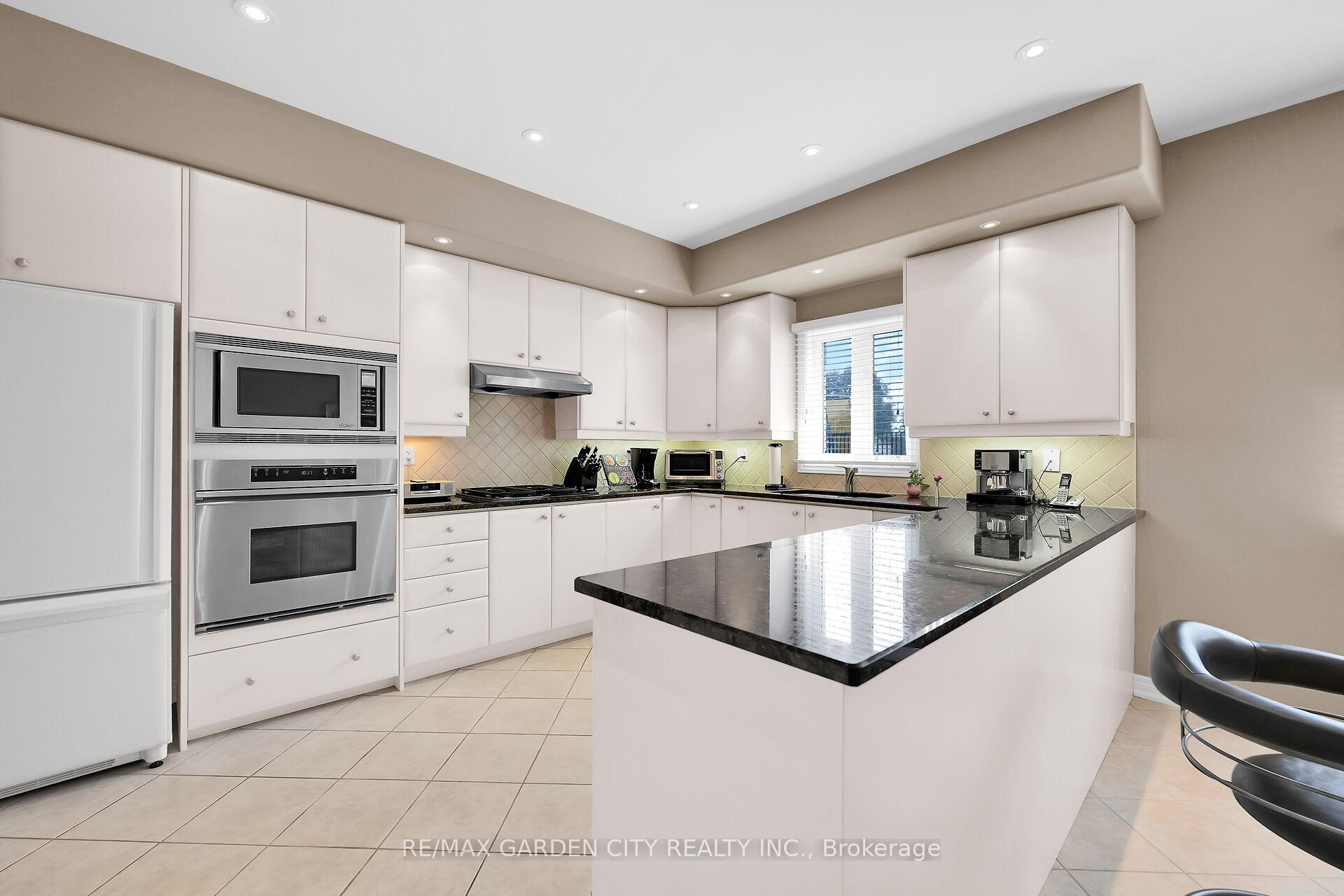 Photo 15 of 19 Bell Avenue, Grimsby, Grimsby East — HOMEH
