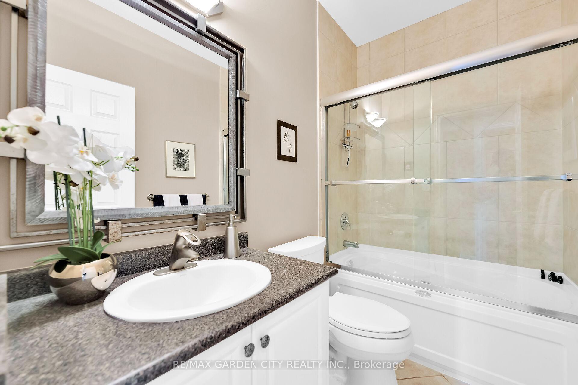 Photo 21 of 19 Bell Avenue, Grimsby, Grimsby East — HOMEH