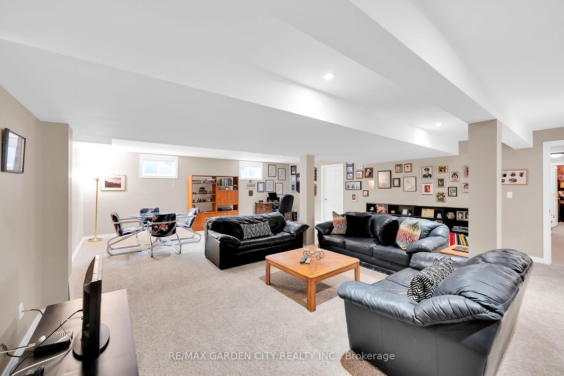 Photo 17 of 19 Bell Avenue, Grimsby, Grimsby East — HOMEH