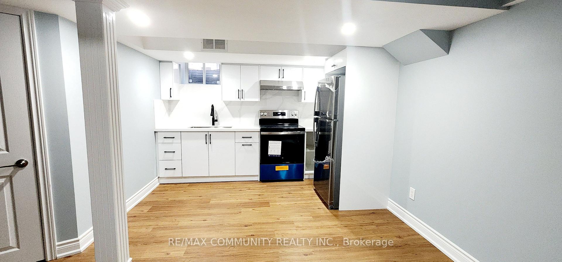 Photo 3 of Unit Basement, 115 Tara Crescent, Markham, Cedarwood — HOMEH