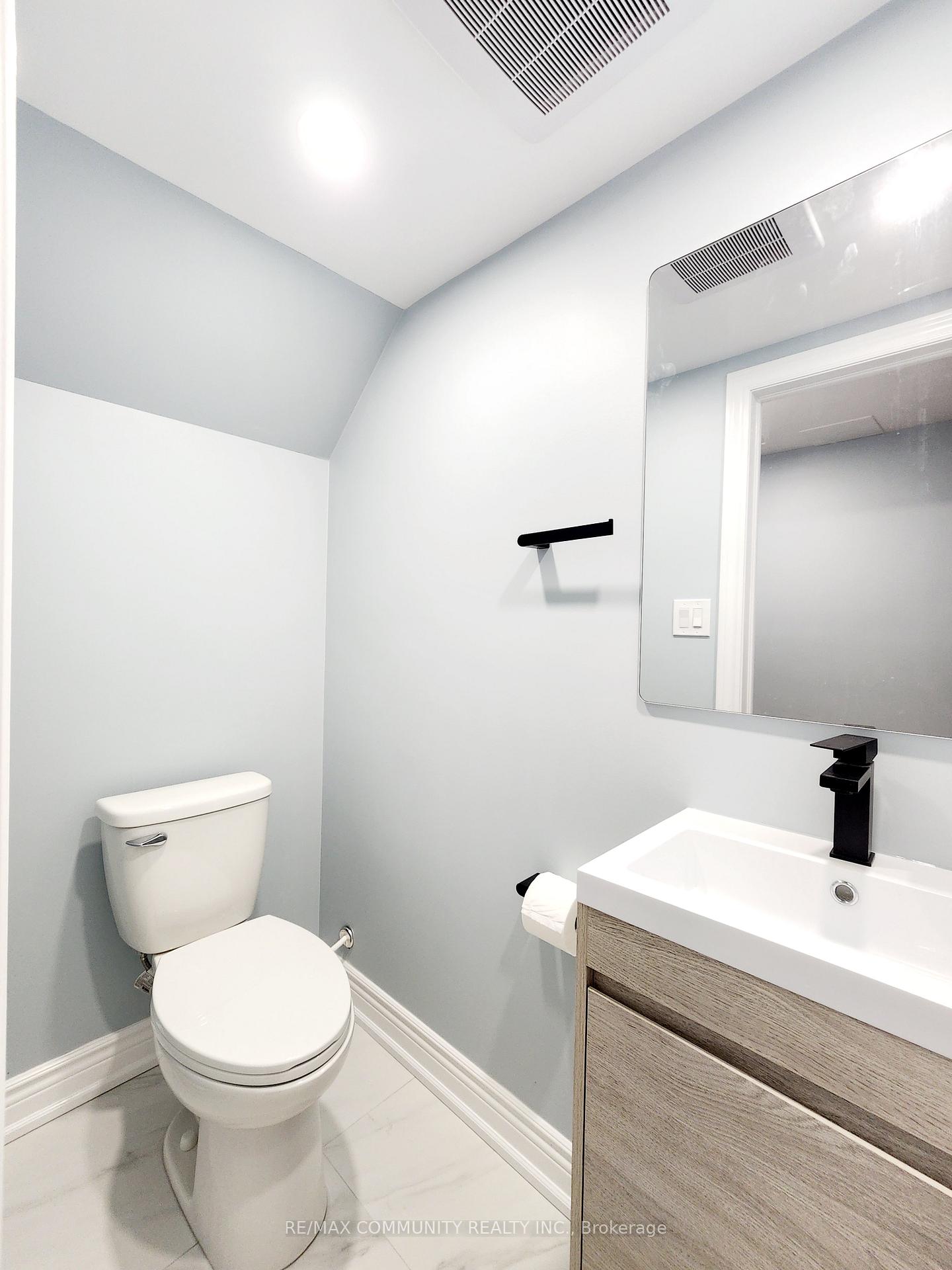 Photo 16 of Unit Basement, 115 Tara Crescent, Markham, Cedarwood — HOMEH