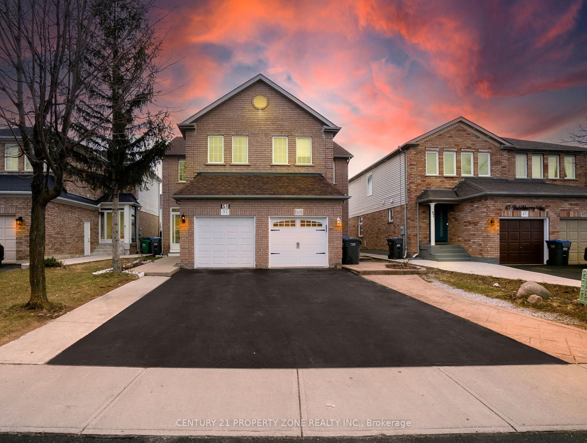 Photo 1 of 51 Bunchberry Way, Brampton, Sandringham-Wellington — HOMEH