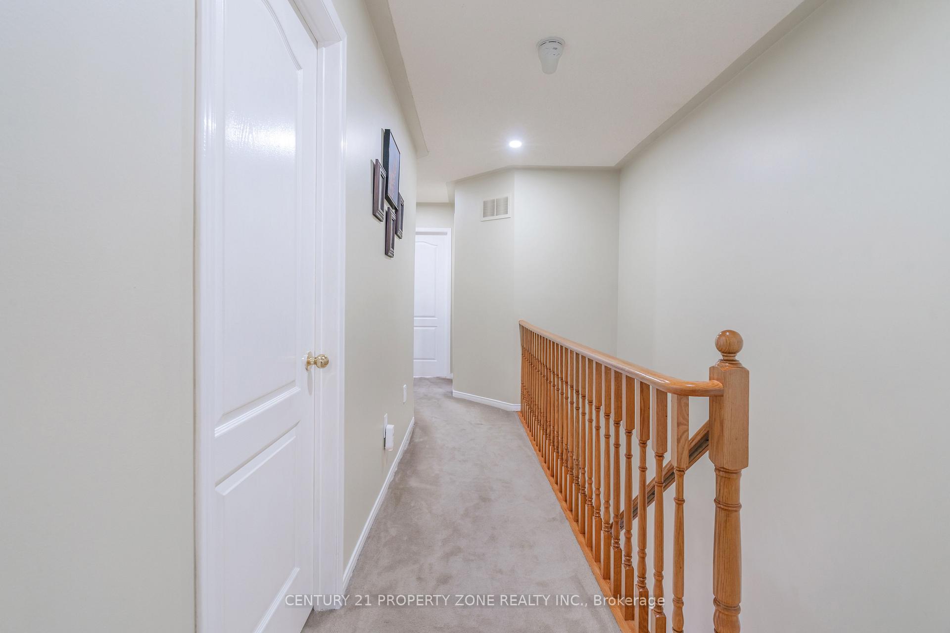 Photo 25 of 51 Bunchberry Way, Brampton, Sandringham-Wellington — HOMEH