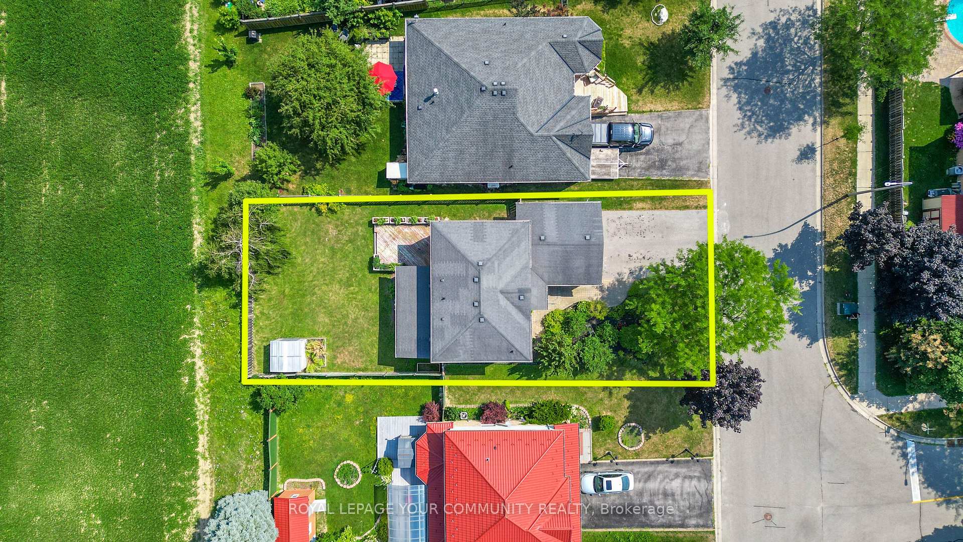 Photo 41 of 3 Reynolds Avenue, New Tecumseth, Beeton — HOMEH