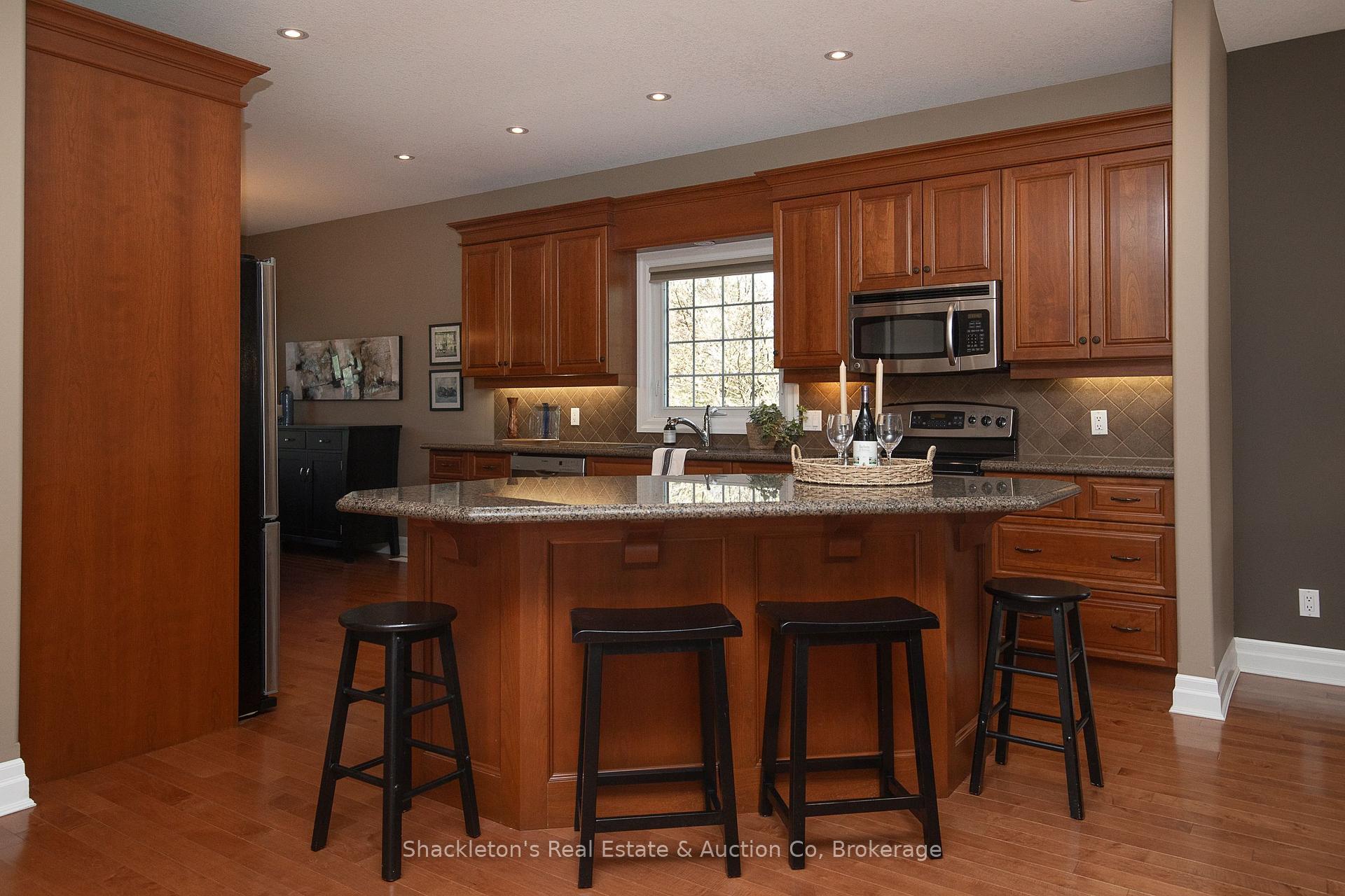Photo 10 of Unit 30, 41 North Pointe Drive, Stratford — HOMEH