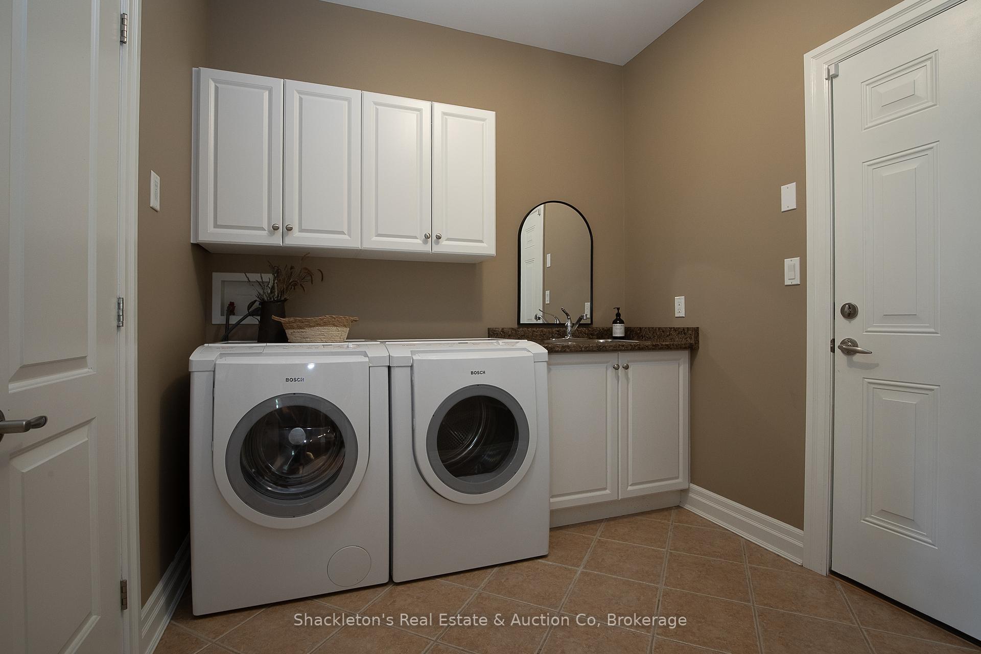 Photo 2 of Unit 30, 41 North Pointe Drive, Stratford — HOMEH