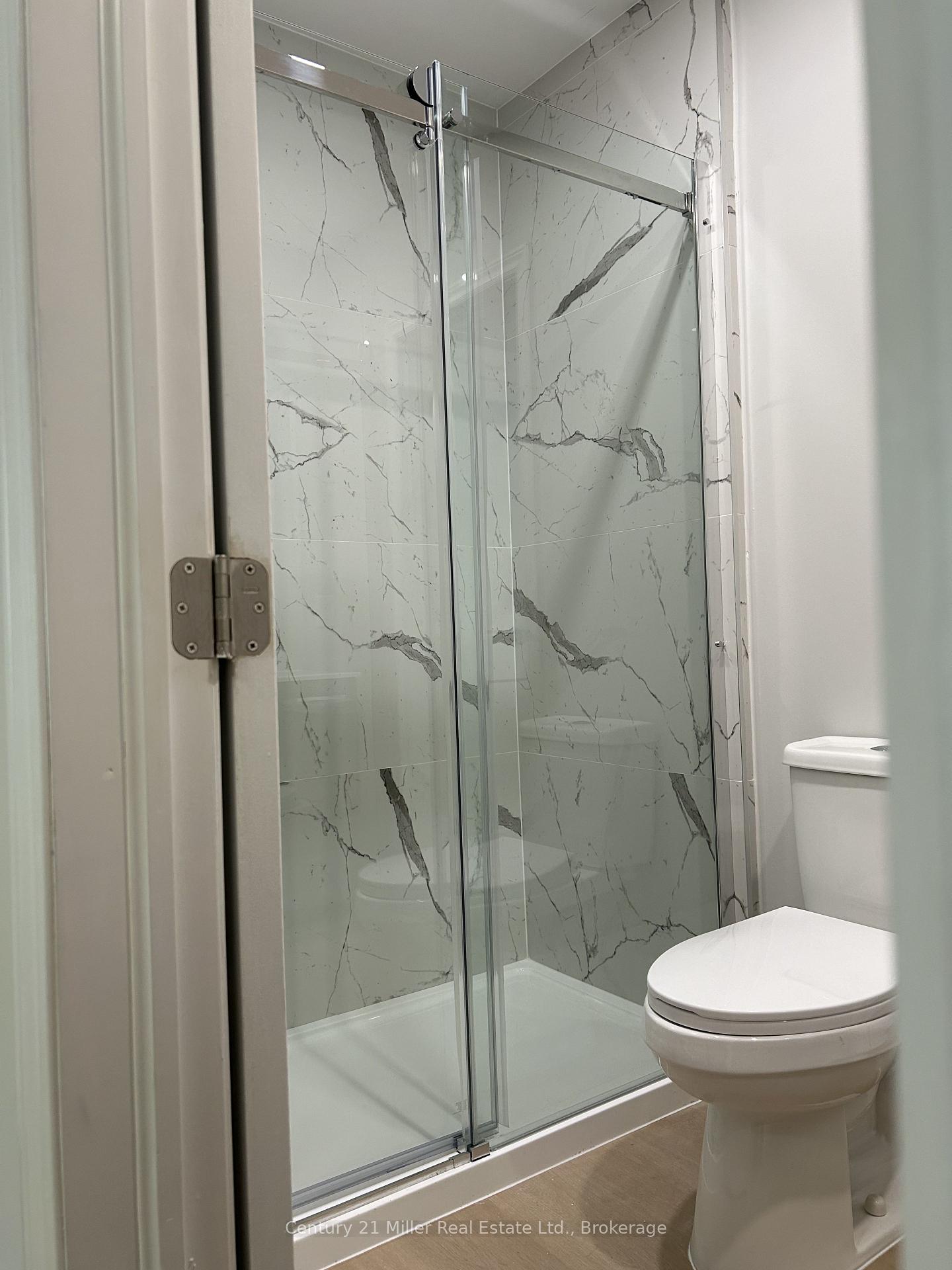 Photo 7 of Unit Main, 307 Cumberland Avenue, Hamilton, Blakeley — HOMEH