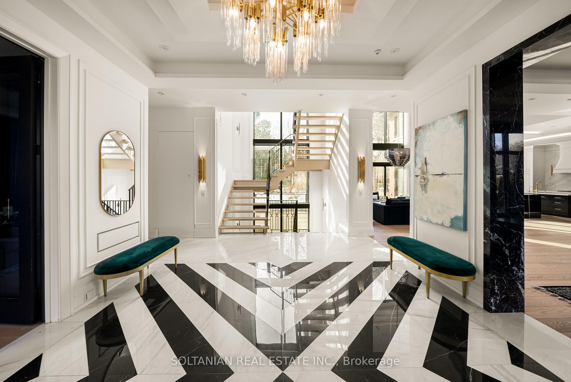 Photo 5 of 34 Old English Lane, Markham, Bayview Glen — HOMEH