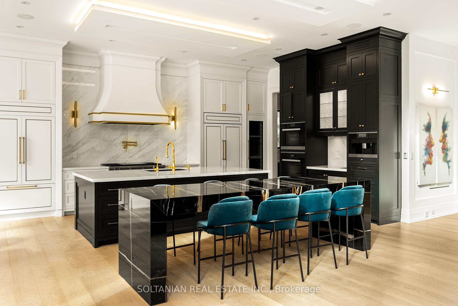 Photo 16 of 34 Old English Lane, Markham, Bayview Glen — HOMEH