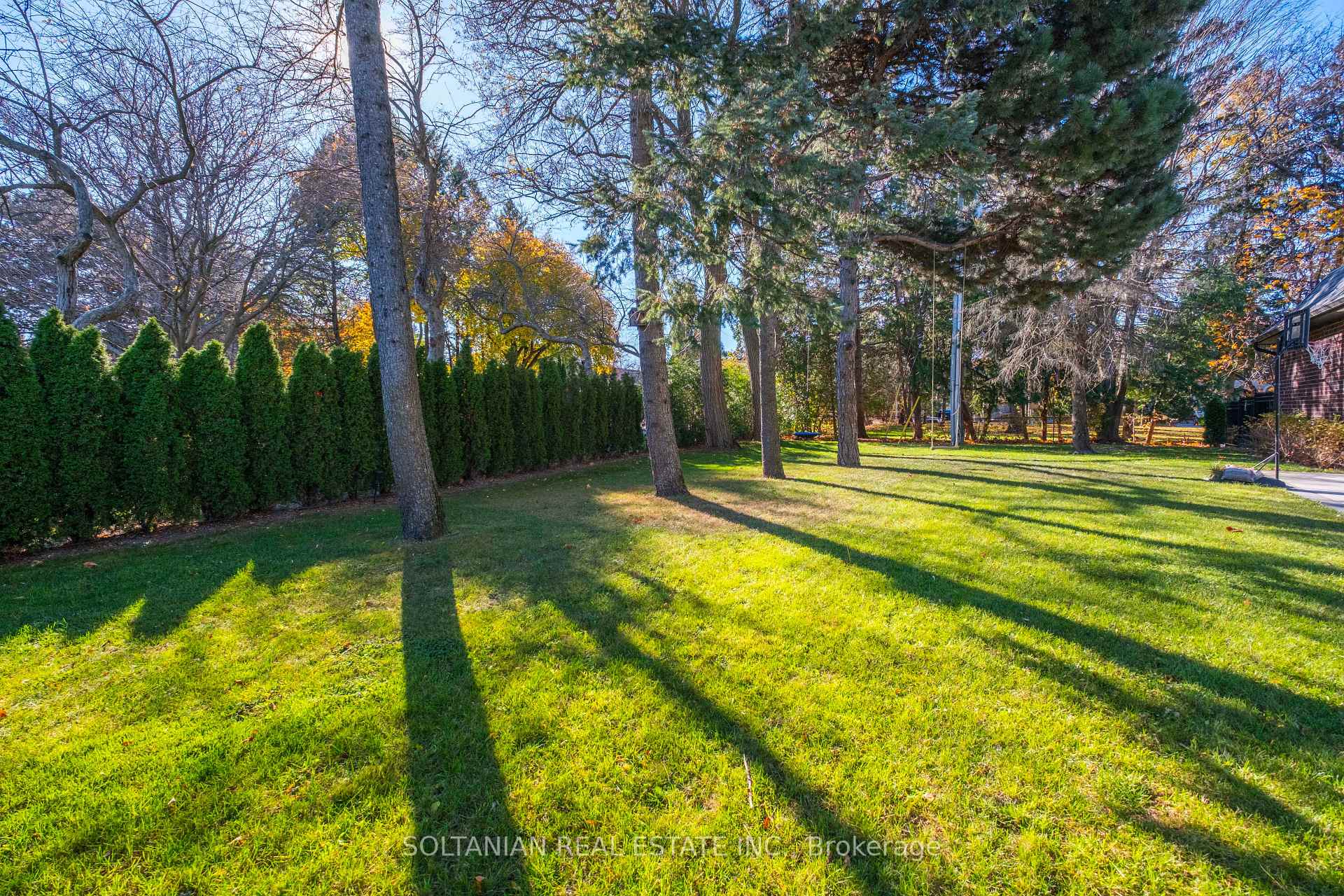Photo 49 of 34 Old English Lane, Markham, Bayview Glen — HOMEH