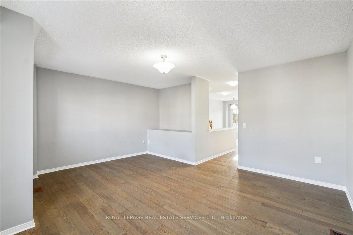 Photo 10 of Unit 32, 710 Spring Gardens Road, Burlington, Bayview — HOMEH