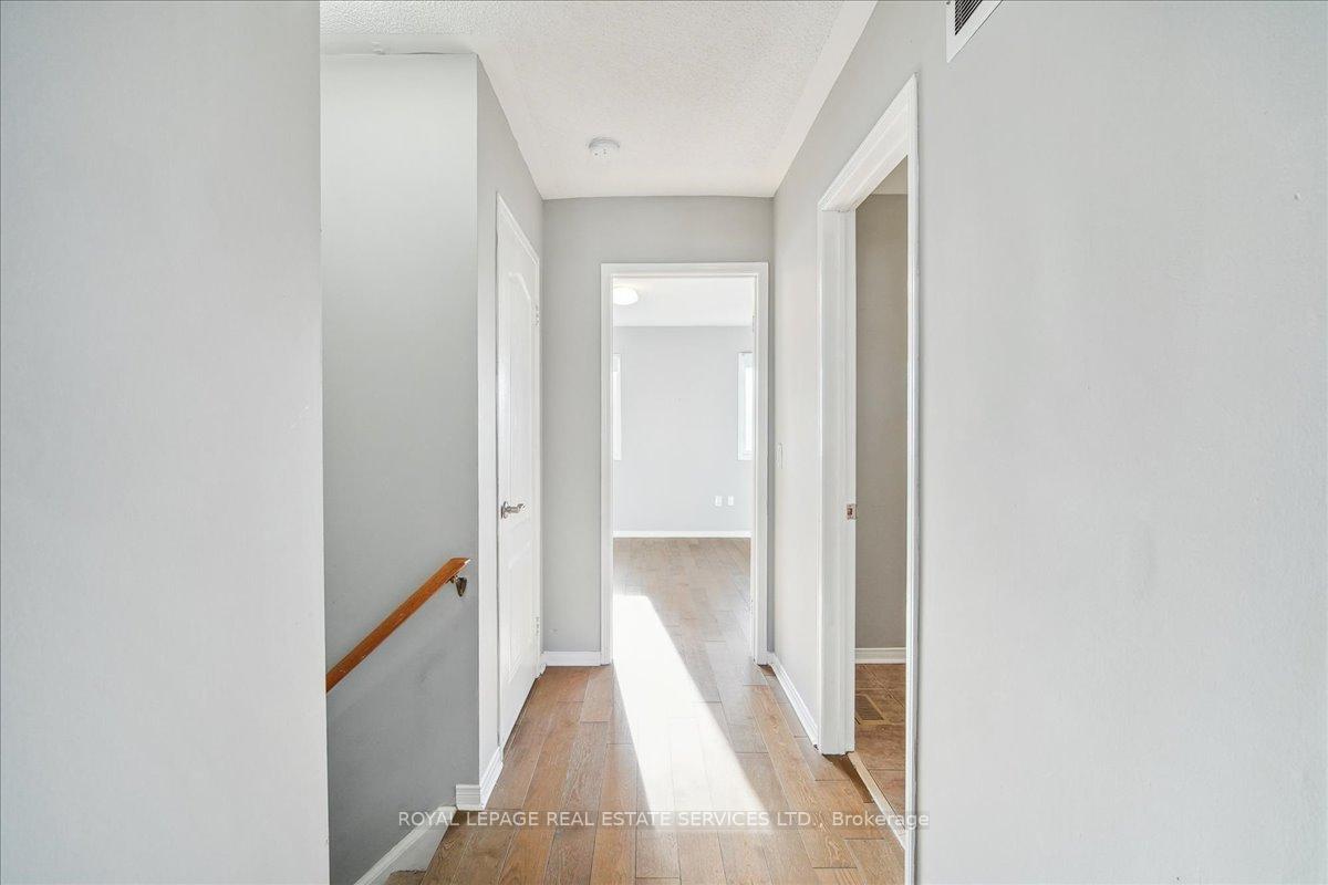 Photo 23 of Unit 32, 710 Spring Gardens Road, Burlington, Bayview — HOMEH