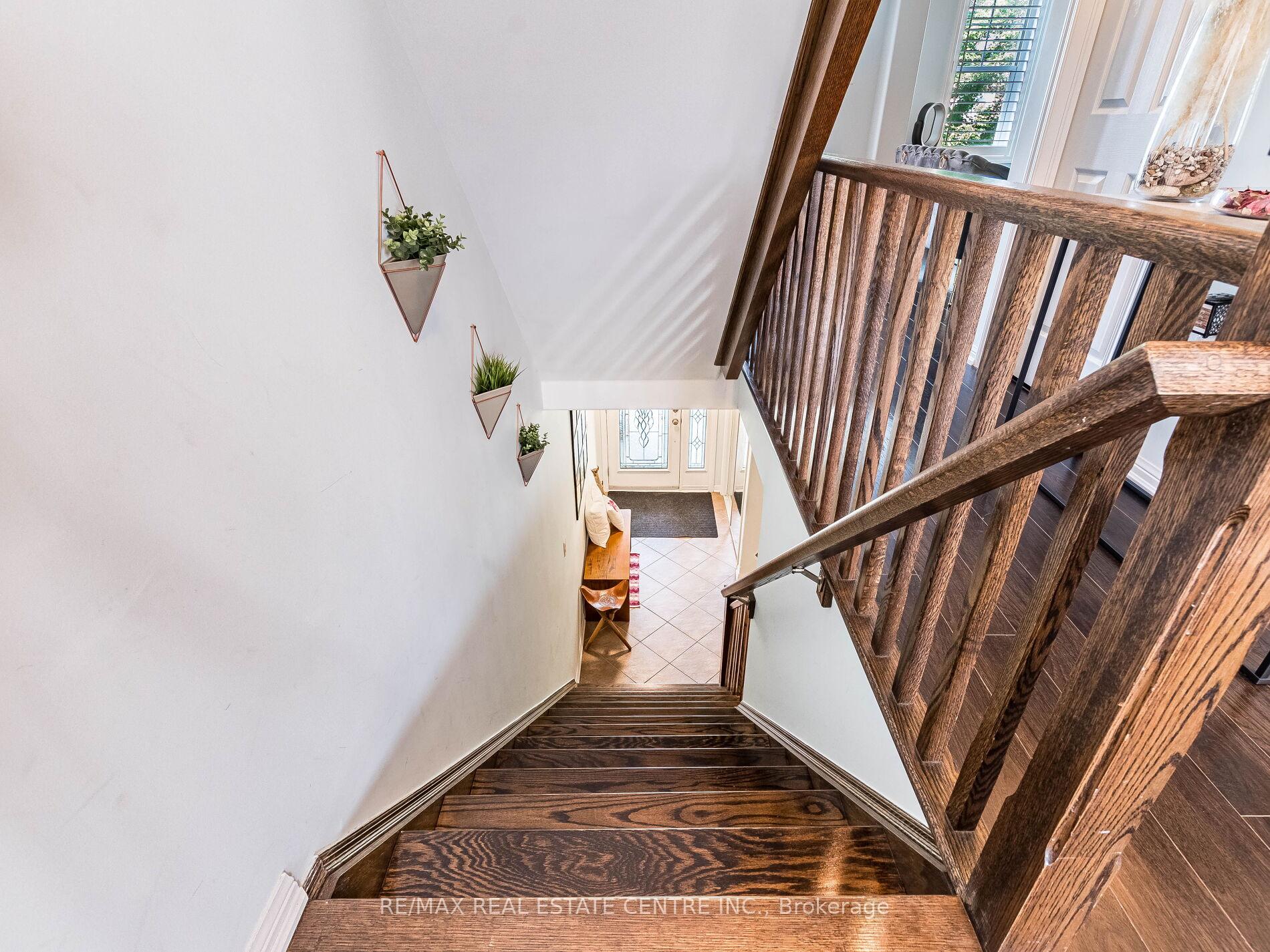 Photo 3 of 673 Holly Avenue, Milton, Coates — HOMEH