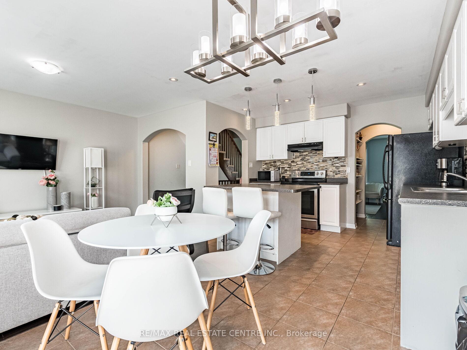 Photo 24 of 673 Holly Avenue, Milton, Coates — HOMEH