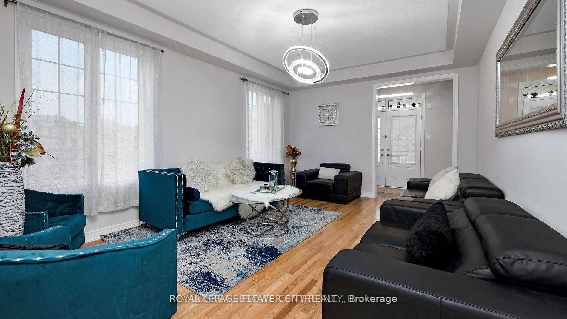Photo 10 of 38 Clunburry Road, Brampton, Northwest Brampton — HOMEH