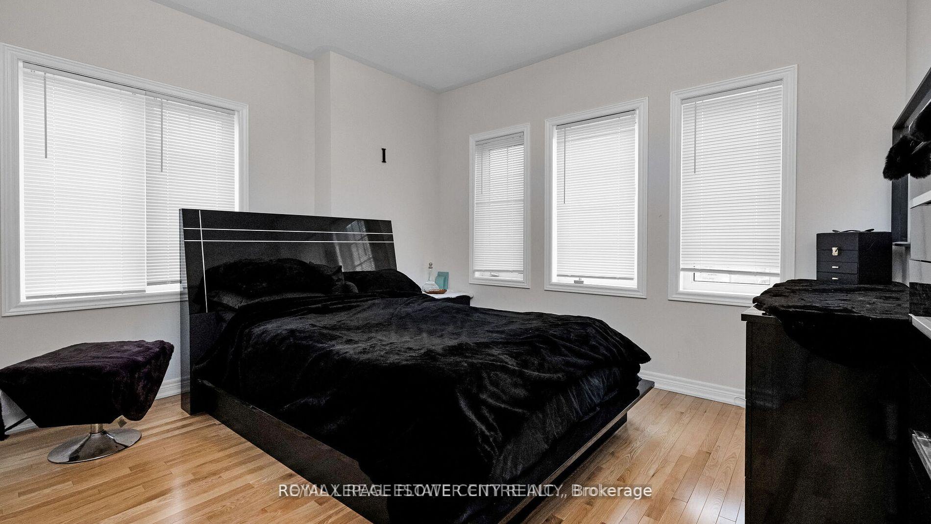 Photo 23 of 38 Clunburry Road, Brampton, Northwest Brampton — HOMEH