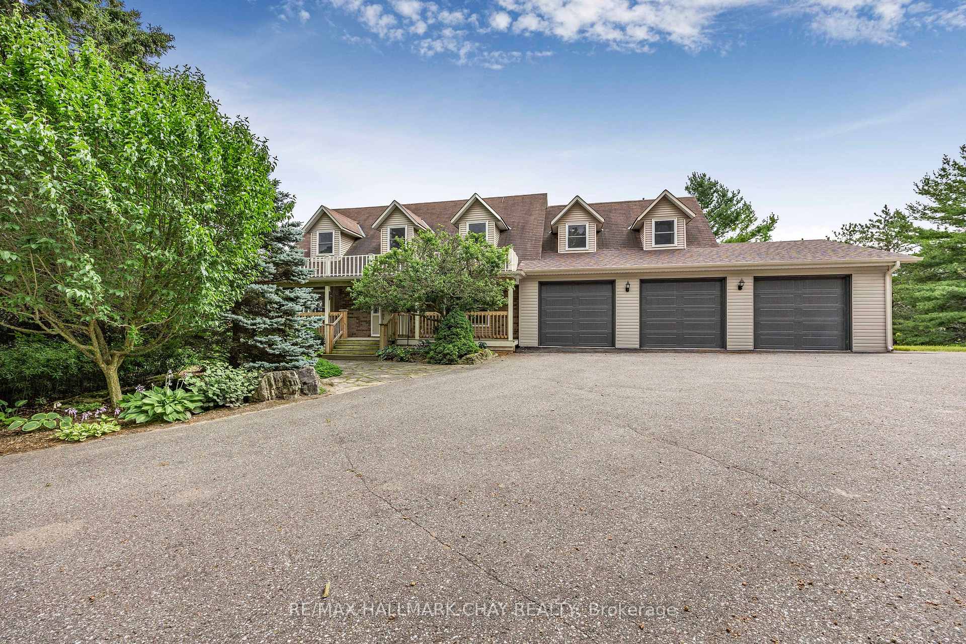 Photo 1 of 5992 Eighth Line, Erin, Rural Erin — HOMEH