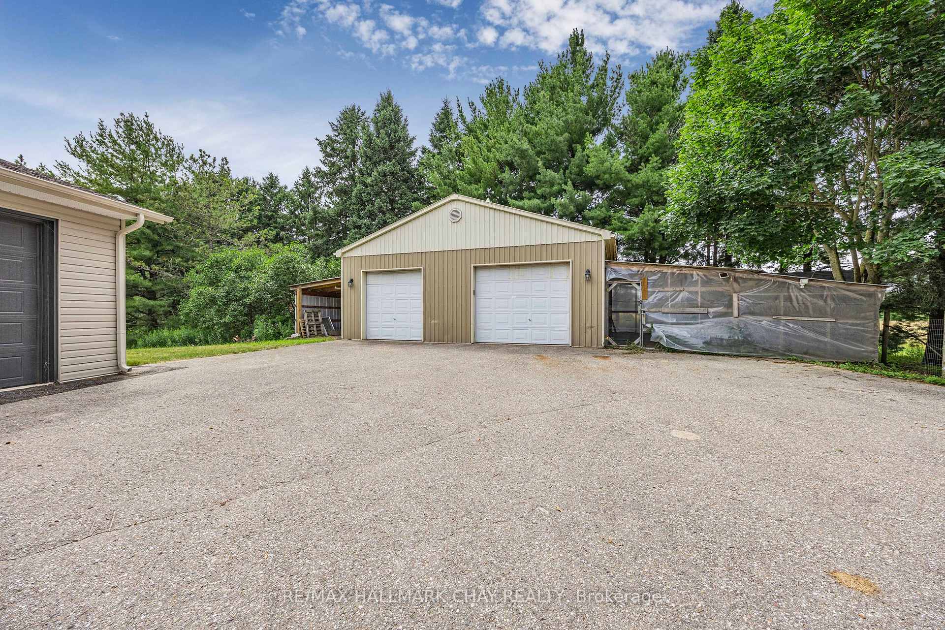 Photo 19 of 5992 Eighth Line, Erin, Rural Erin — HOMEH