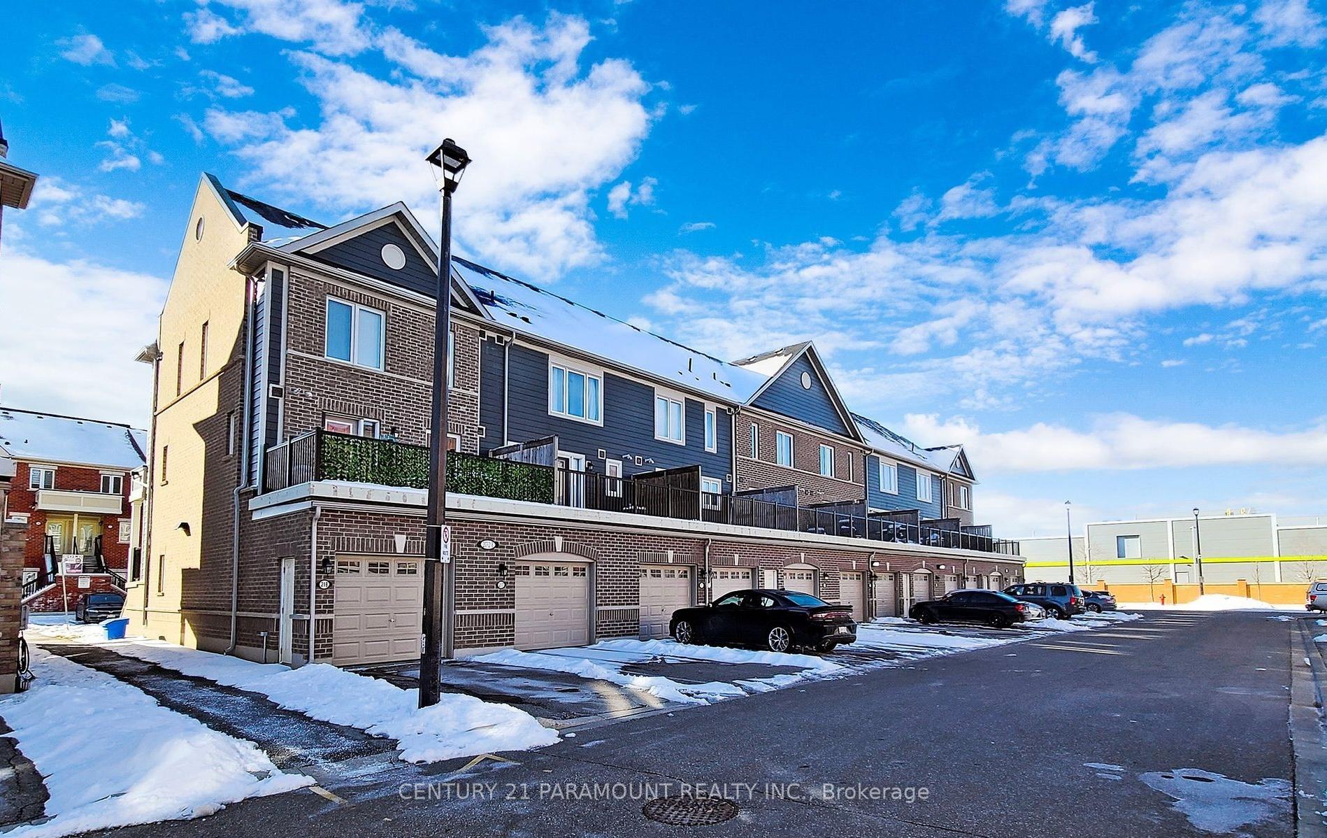 Photo 9 of Unit 213, 250 Sunny Meadow Boulevard, Brampton, Sandringham-Wellington — HOMEH